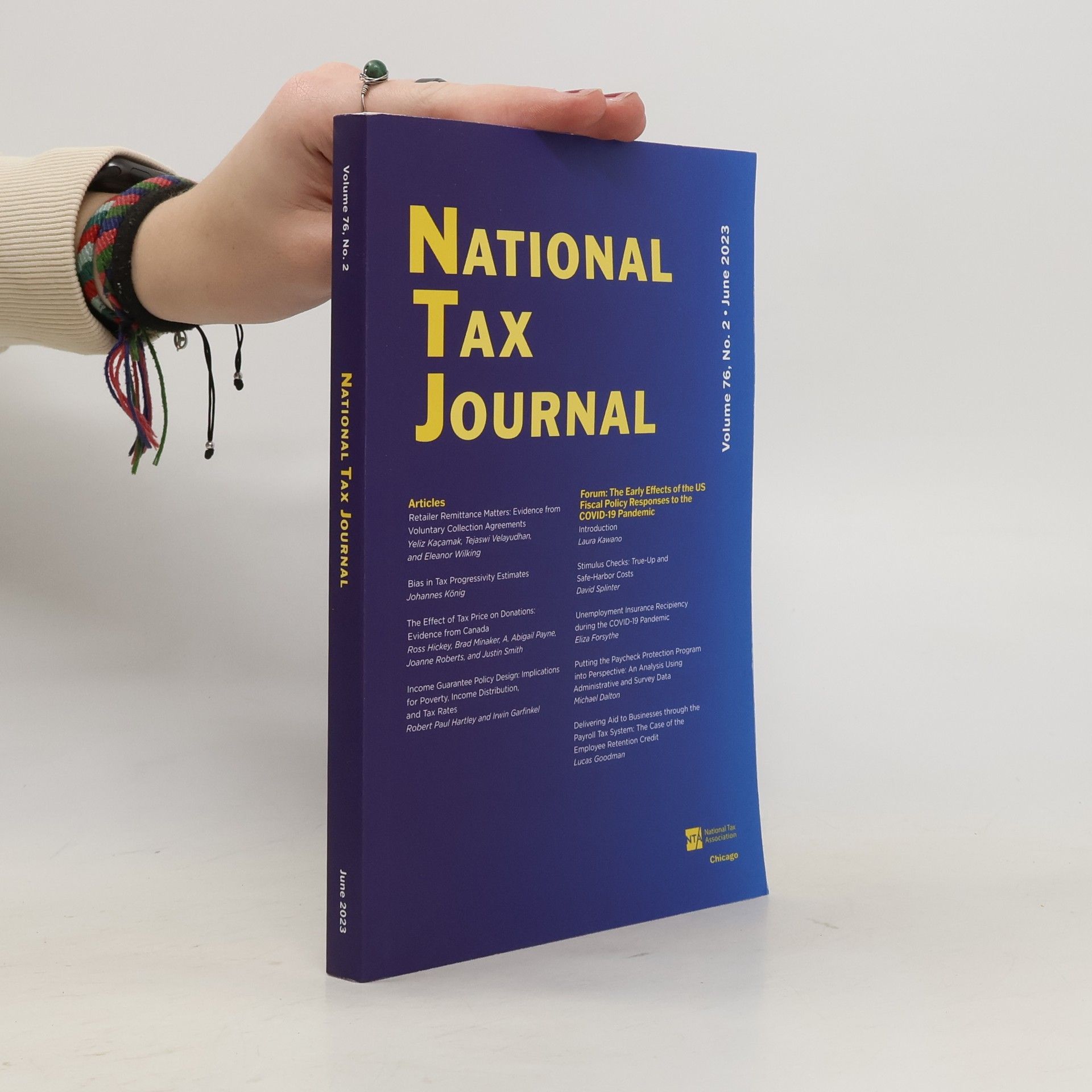 Collectif d'auteurs National tax journal