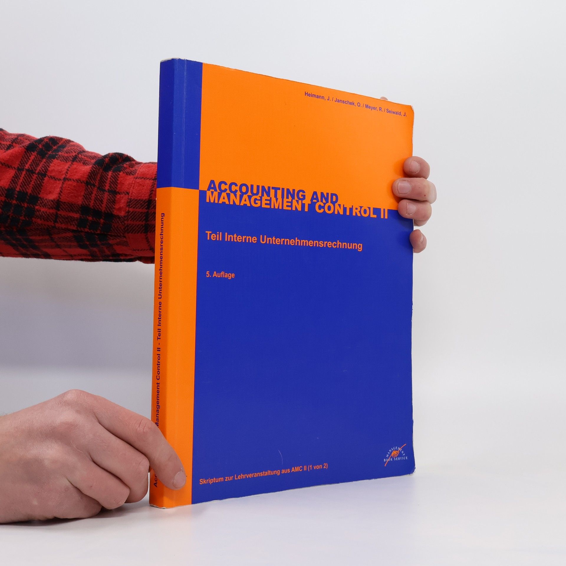 Collectif d'auteurs Accounting and Management Control II