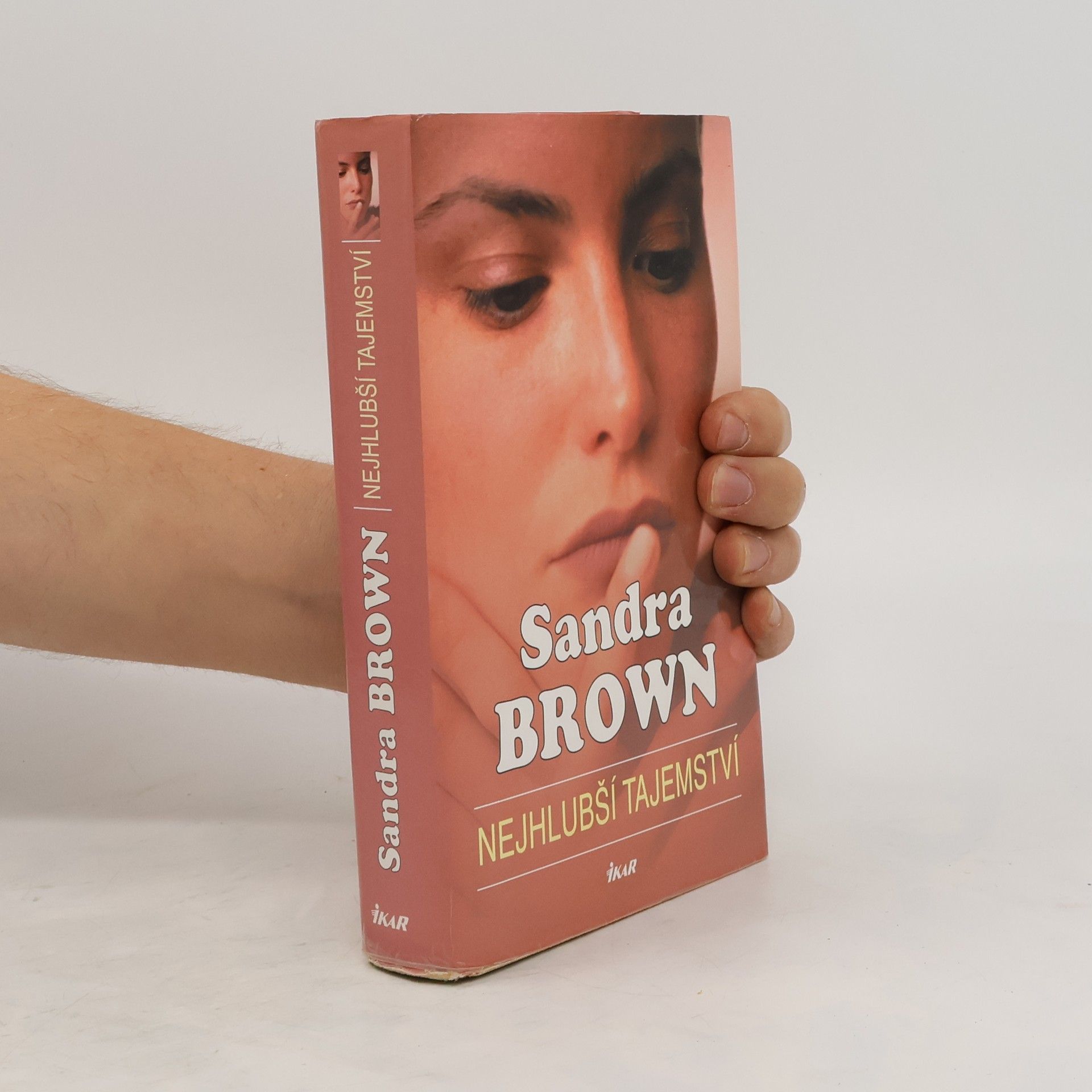 Sandra Brown Nejhlubší tajemství
