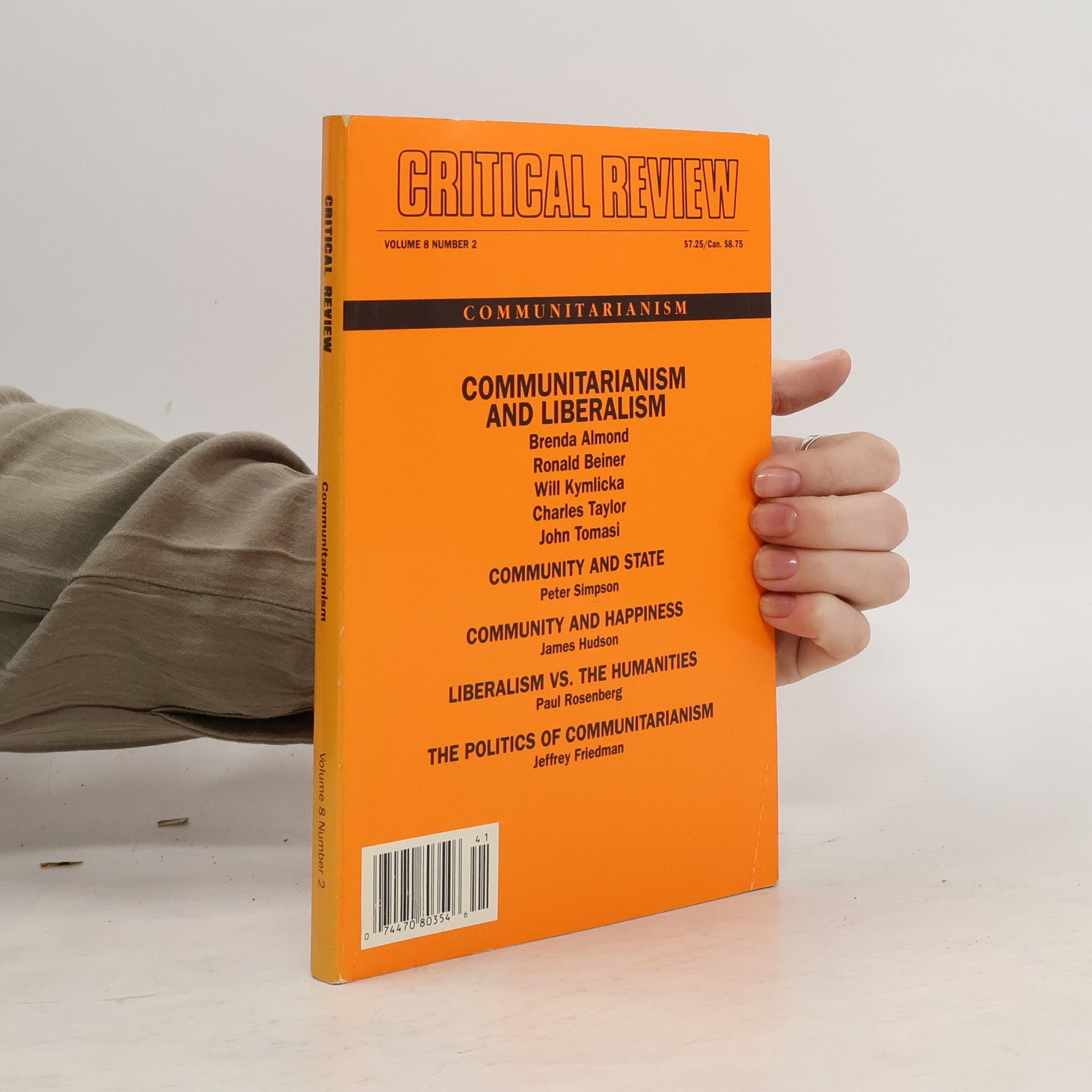 AA.VV. Critical review