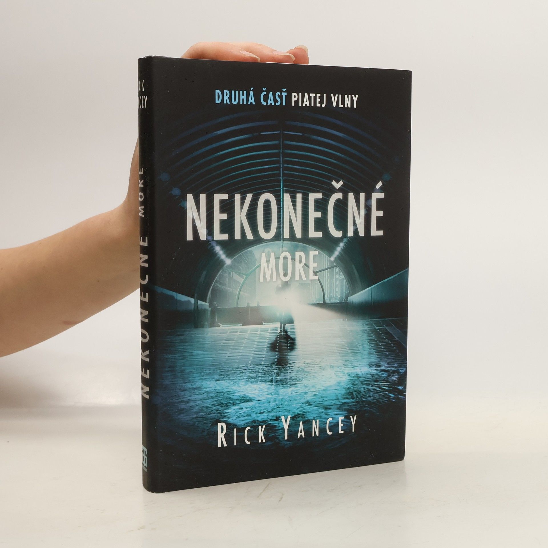 Rick Yancey Nekonečné more