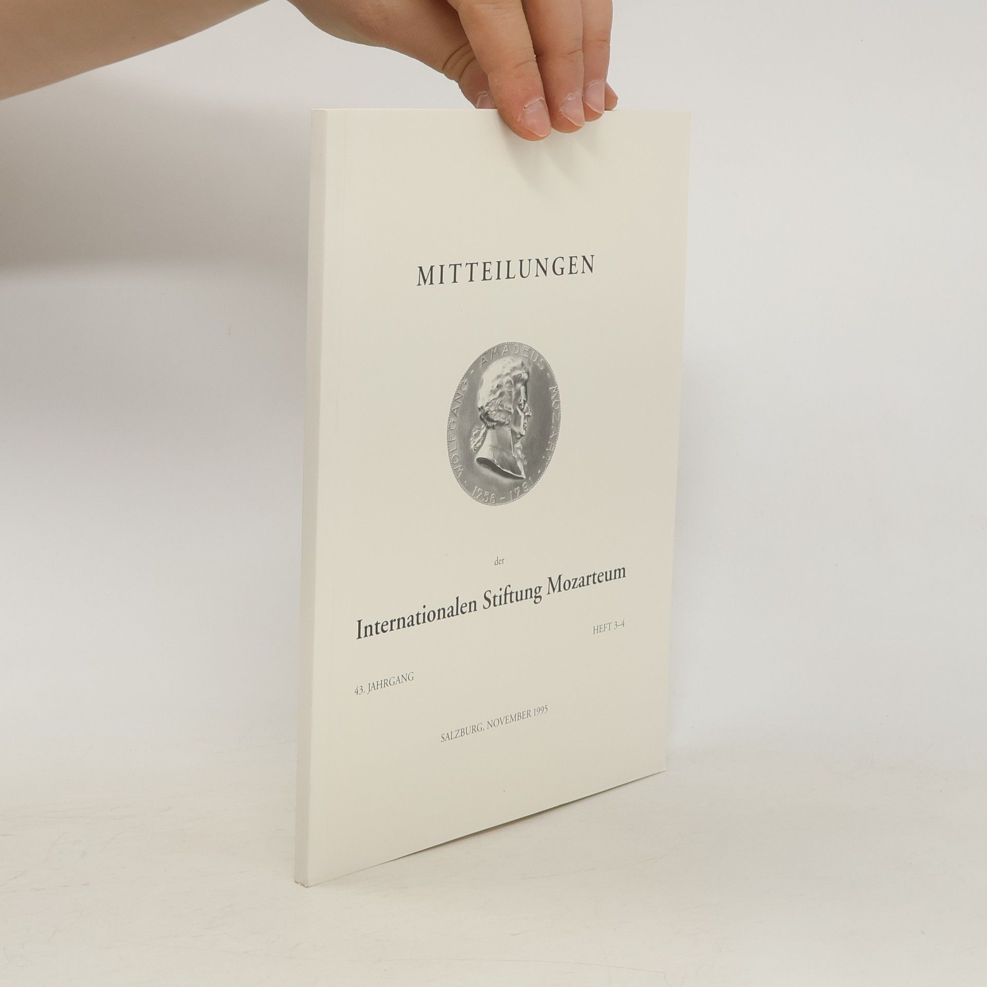 kolektiv Mitteilungen. Internationalen Stiftung Mozarteum
