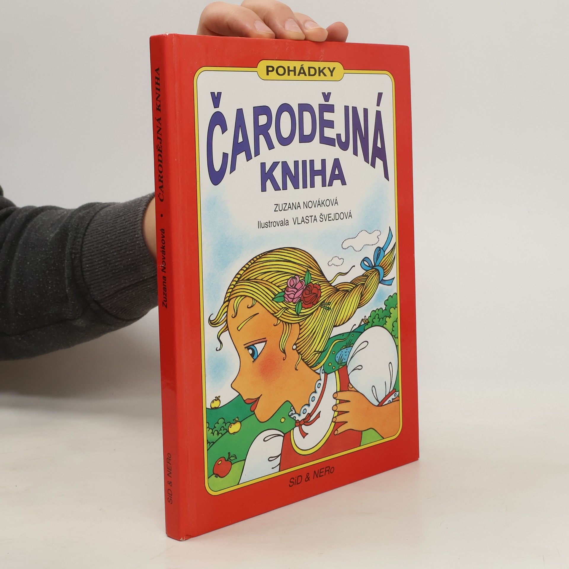 Zuzana Nováková Čarodějná kniha