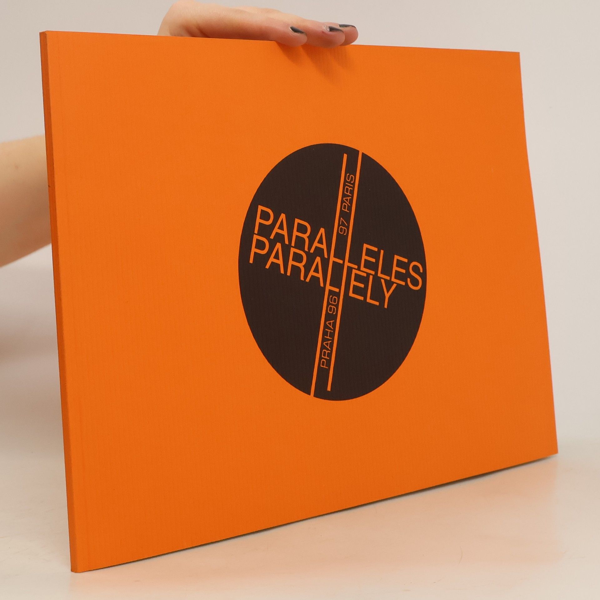 Kolektiv autorů Paralely - Paralleles