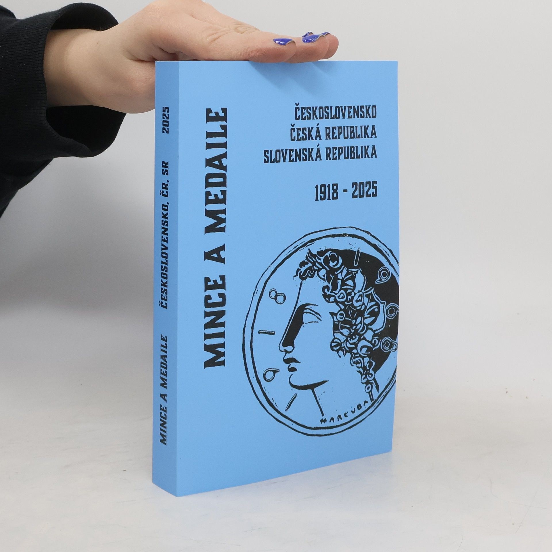 Collective Mince a medaile 1918-2025