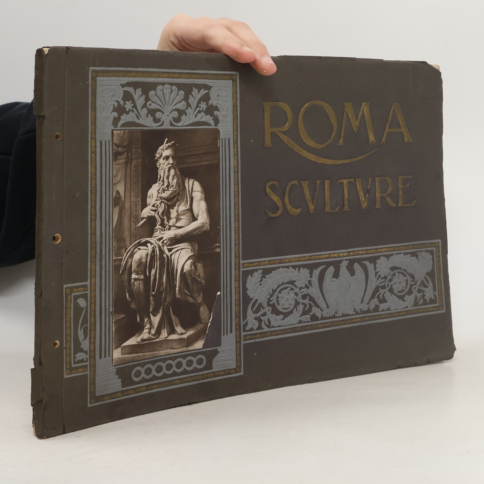 AA.VV. Roma Sculture