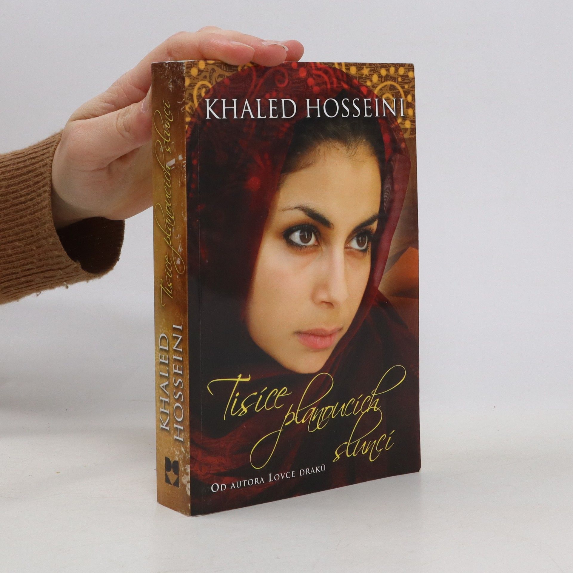 Khaled Hosseini Tisíce planoucích sluncí