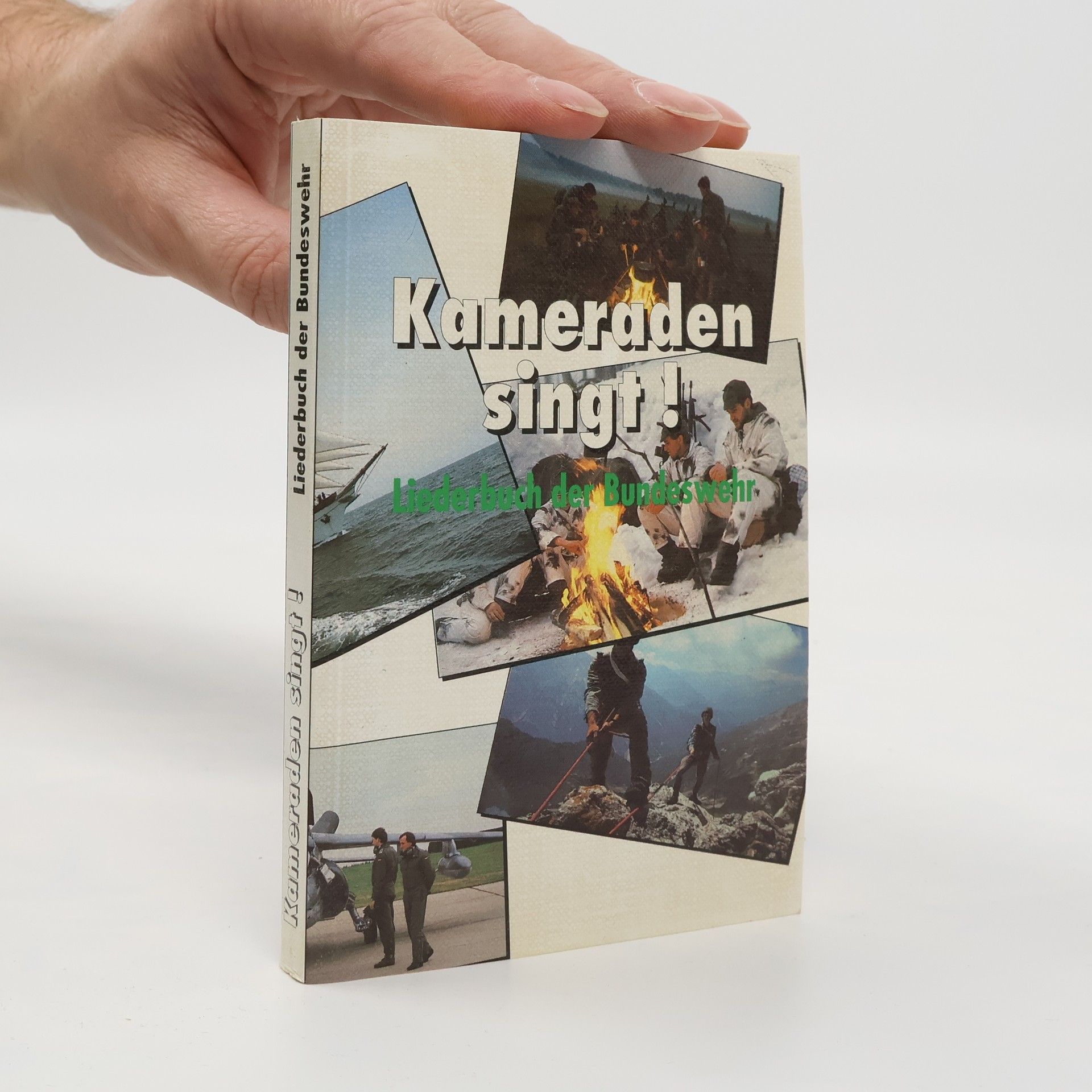 Collectif d'auteurs Kameraden singt