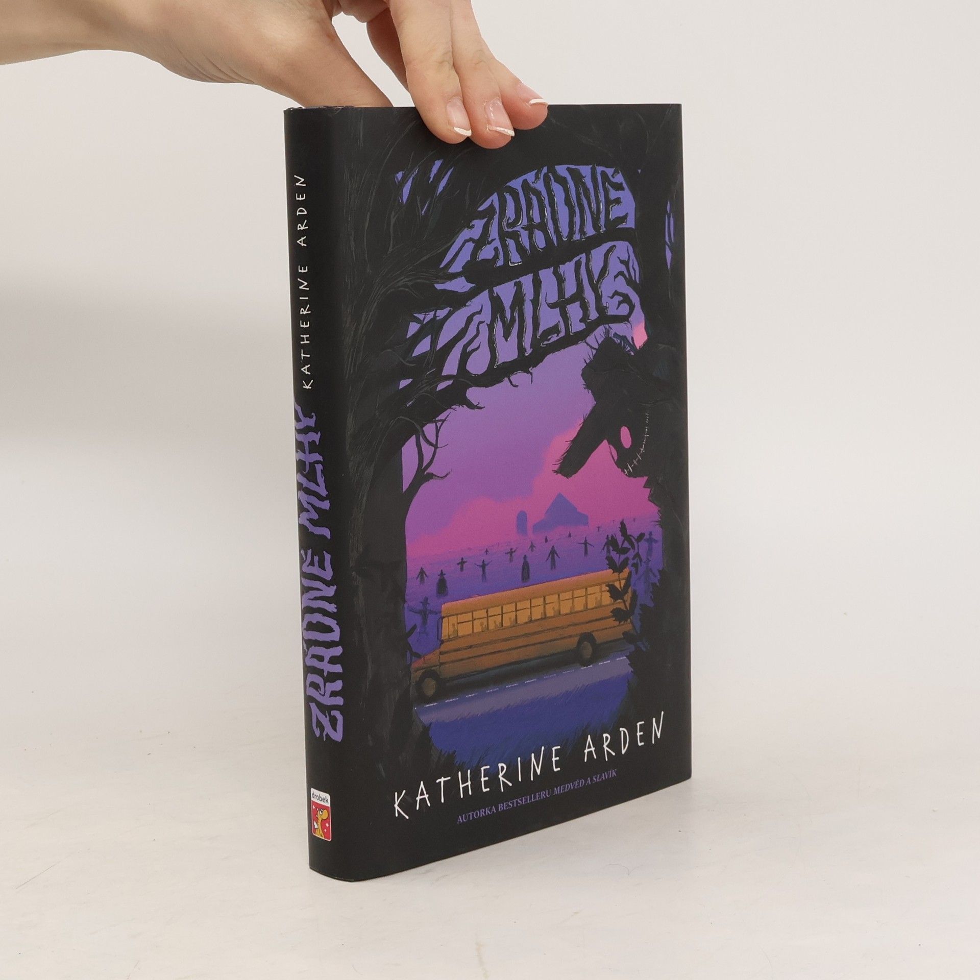 Katherine Arden Zrádné mlhy