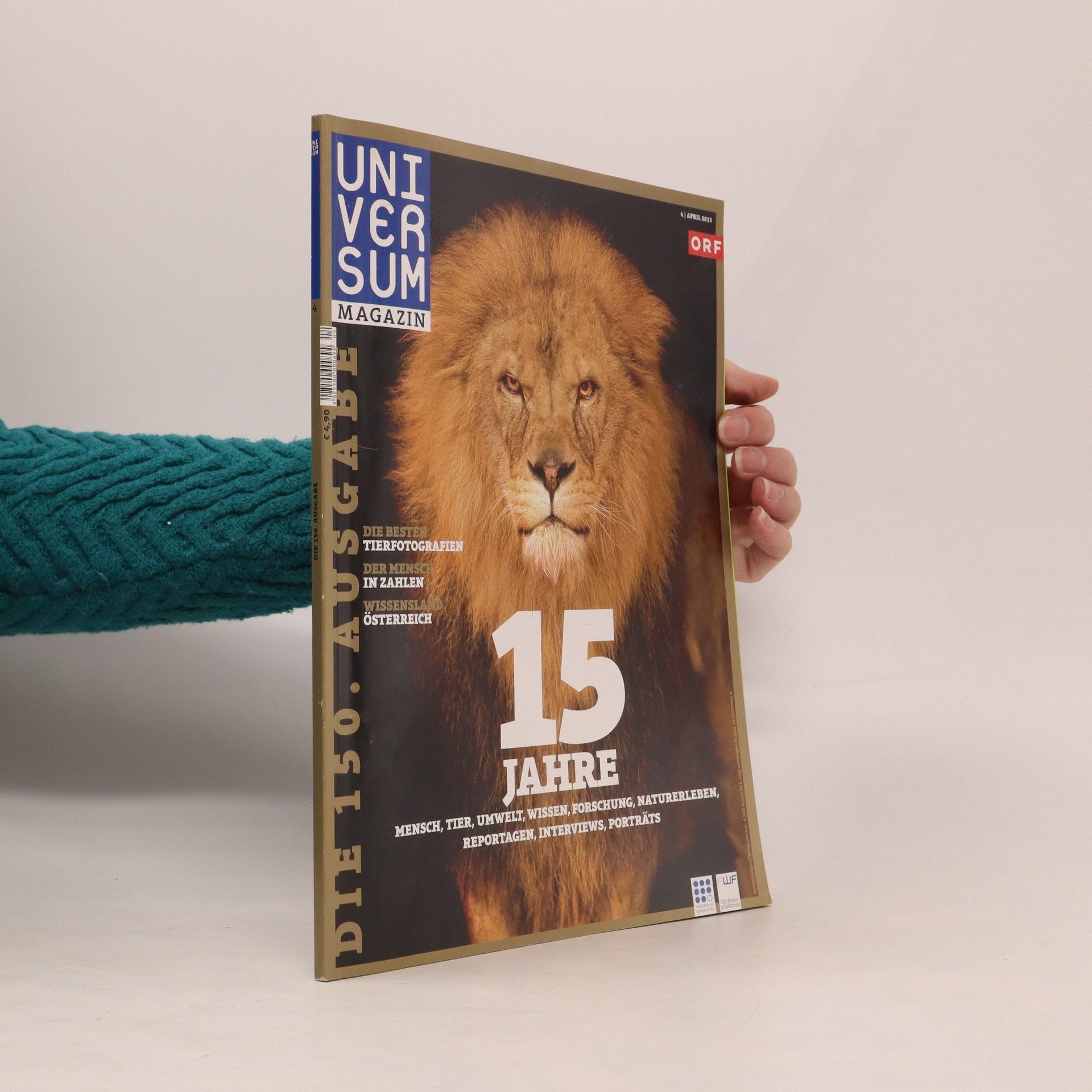 Collectif d'auteurs Universum Magaszin 4/2013