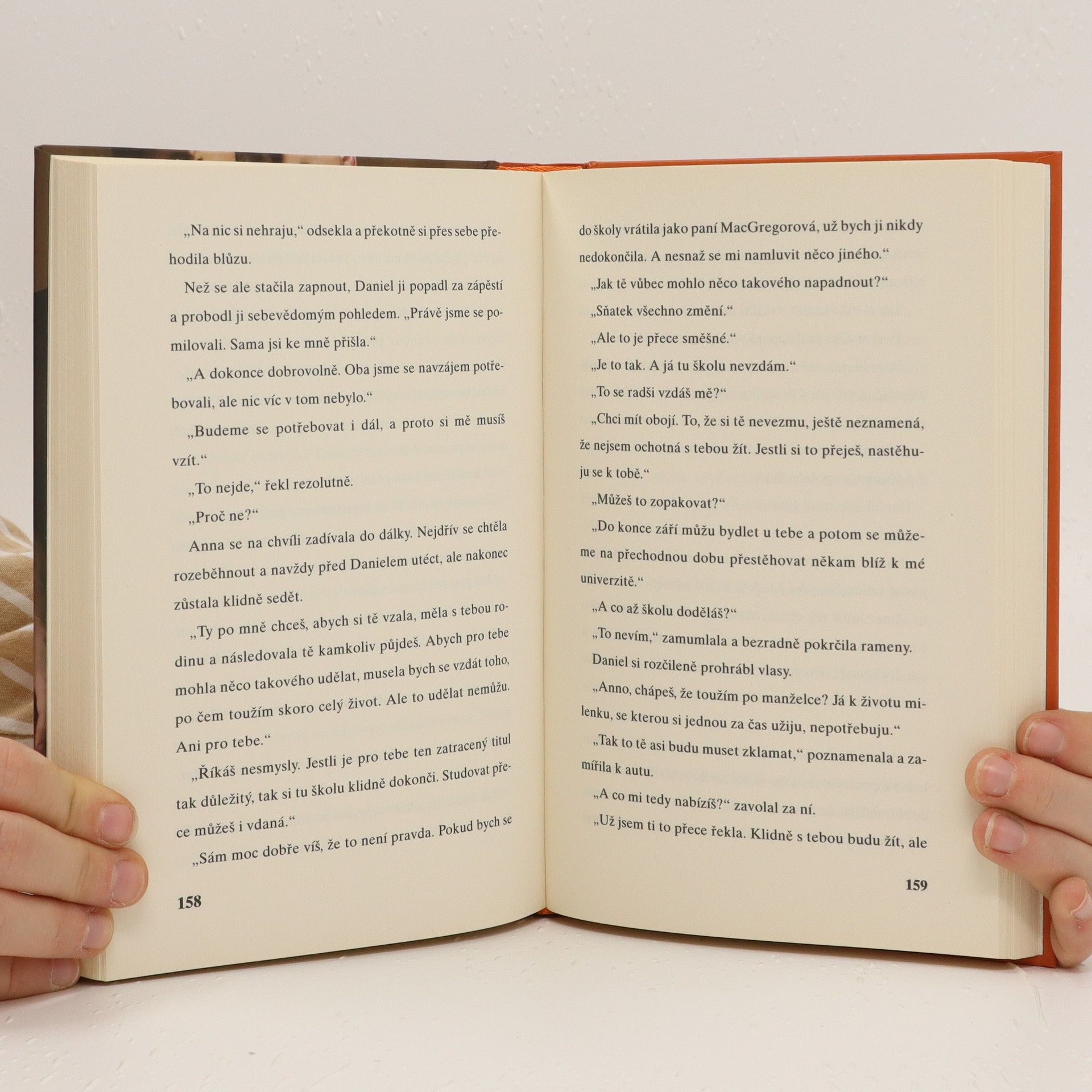 Nora Roberts Neodbytný ctitel