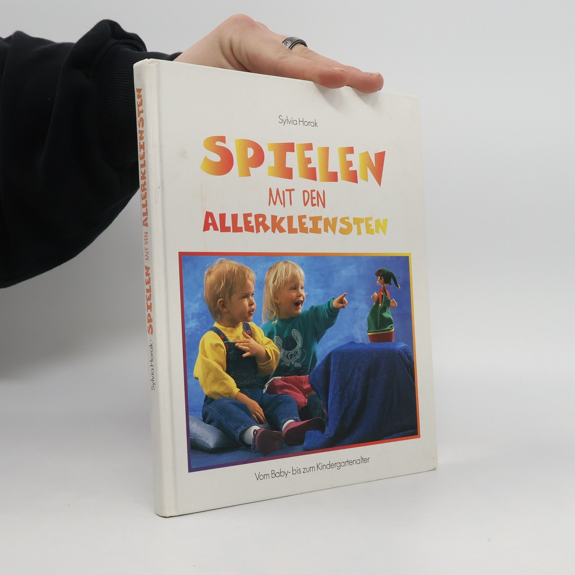 Sylvia Horak Spielen mit den Allerkleinsten