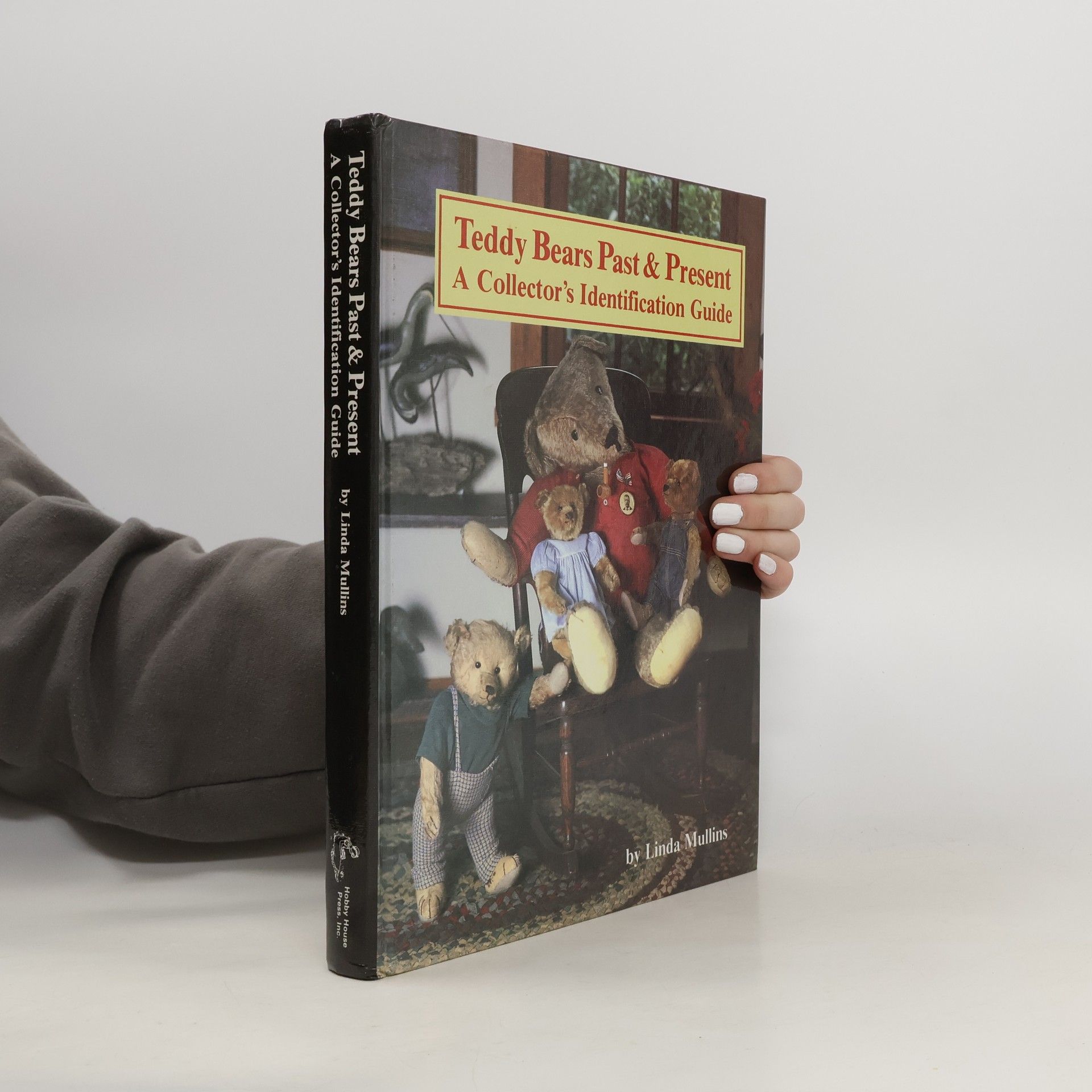 Linda Mullins Teddy Bears Past & Present