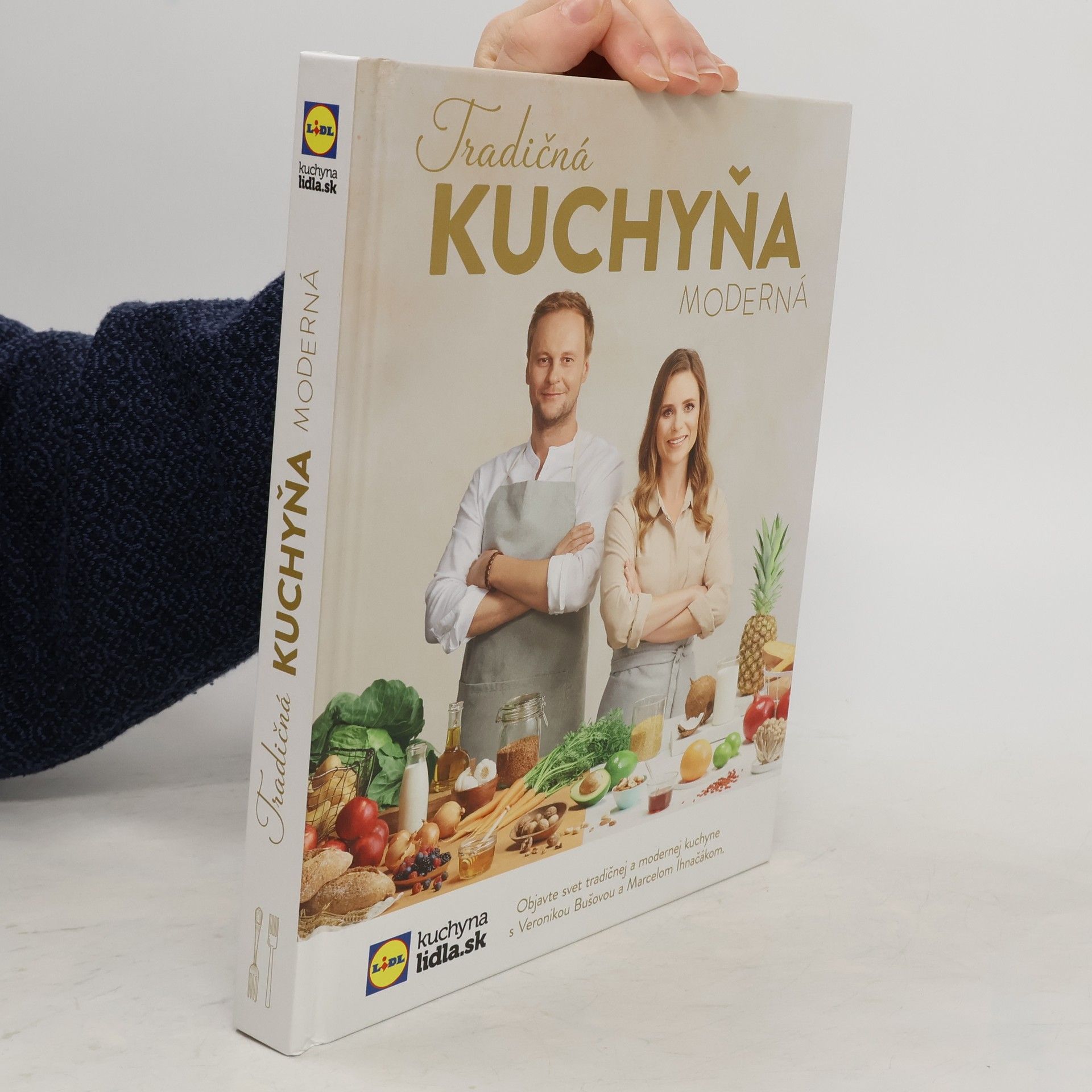 Veronika Bušová Tradičná kuchyňa moderná