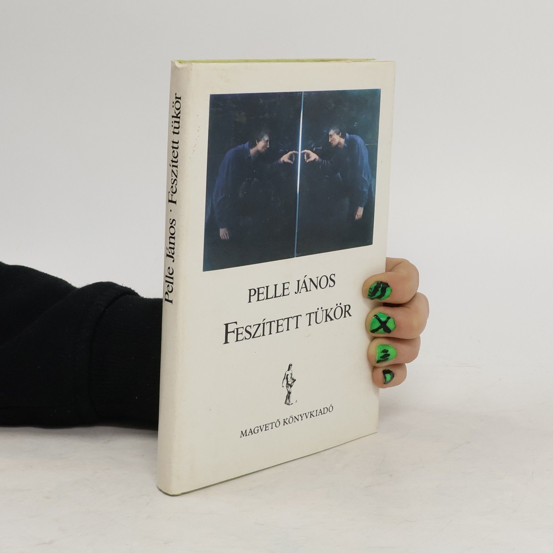 János Pelle Feszített Tükör