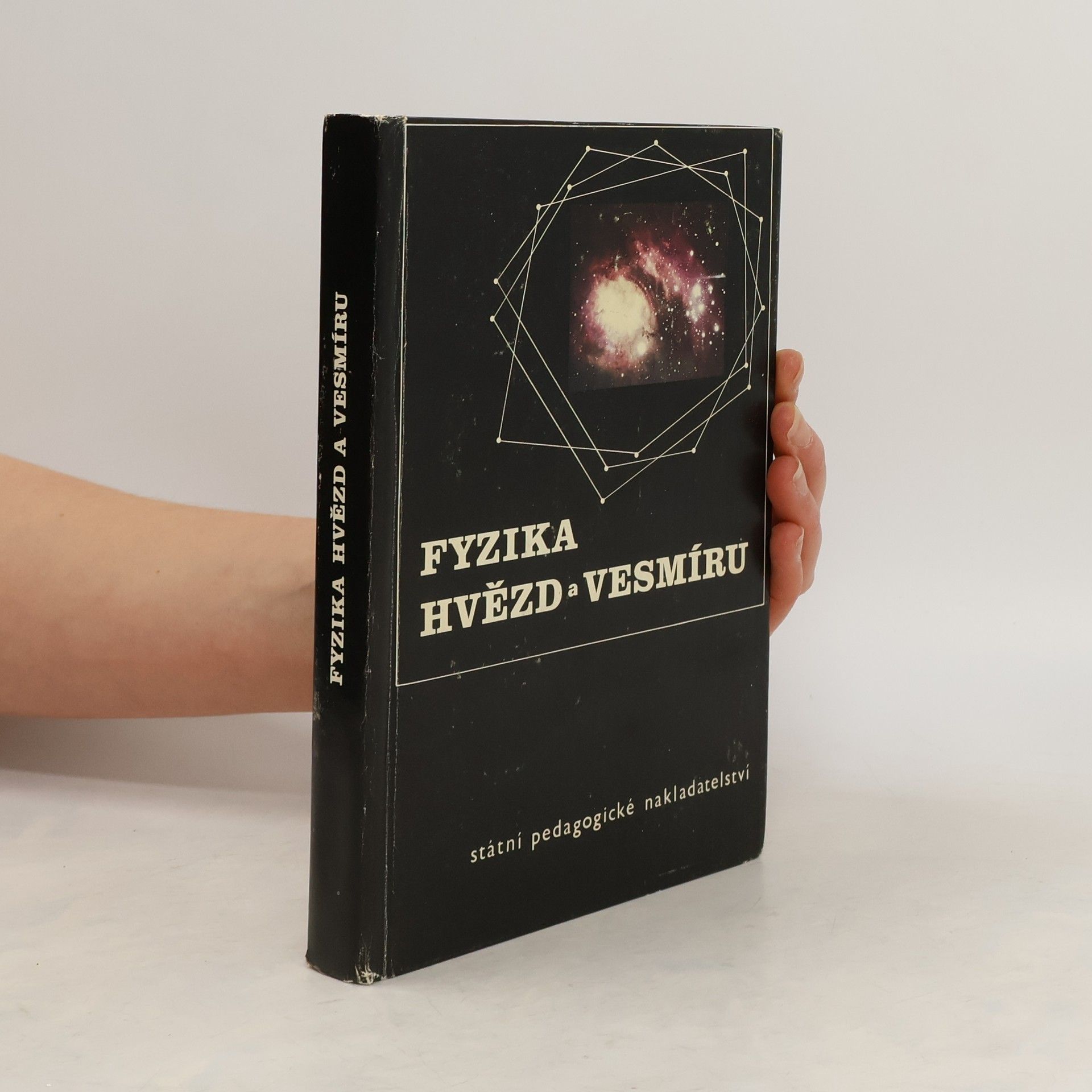 Martin Šolc Fyzika hvězd a vesmíru