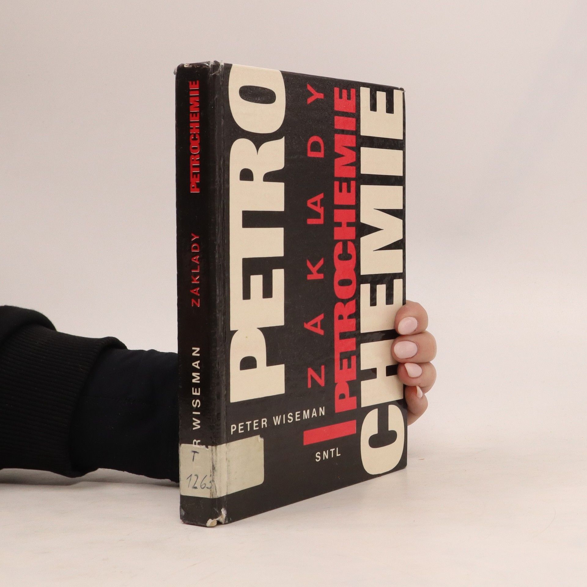 Peter Wiseman Základy petrochemie