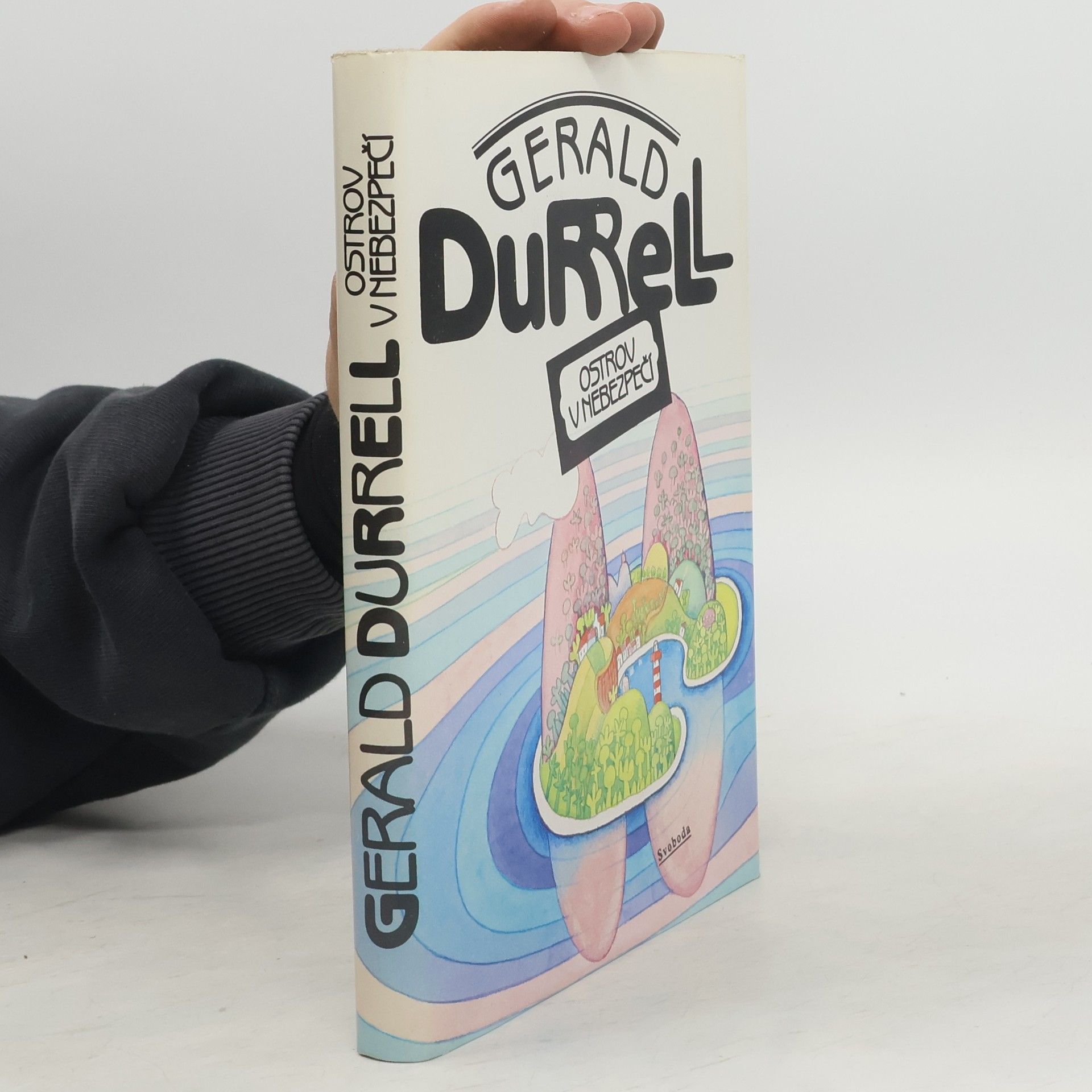 Gerald Durrell Ostrov v nebezpečí