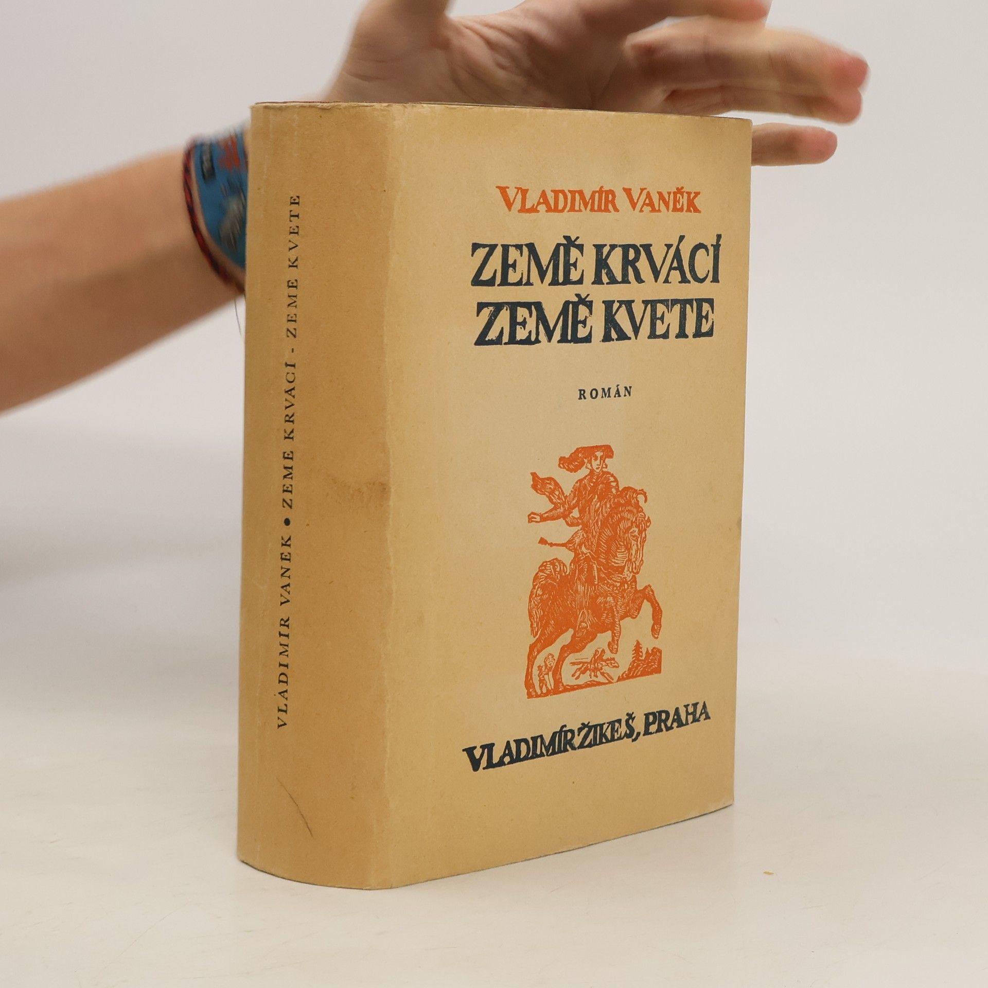 Vaněk Vladimír Země krvácí, země kvete