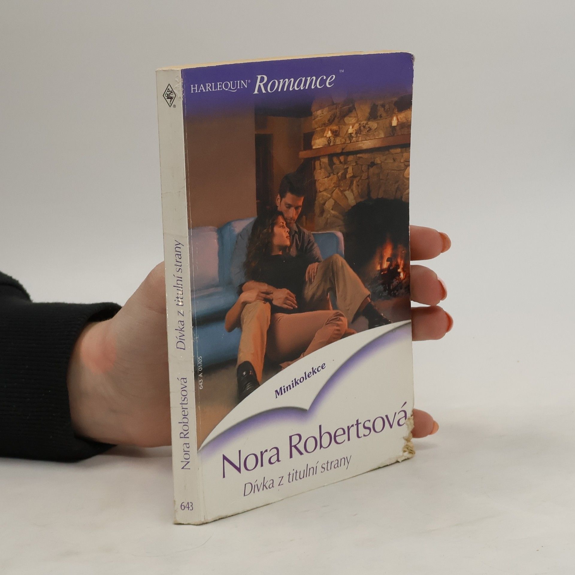 Nora Roberts Dívka z titulní strany