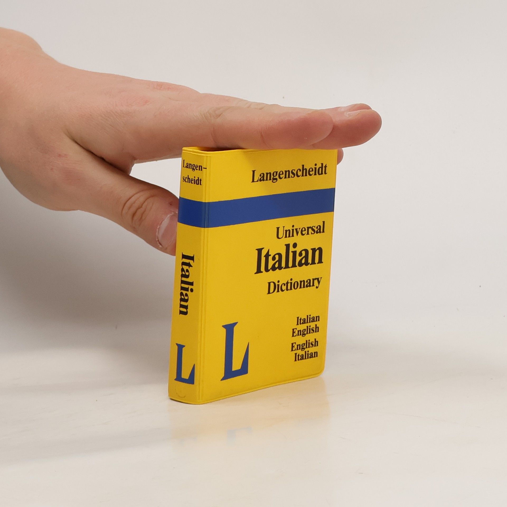AA.VV. Universal Italian Dictionary