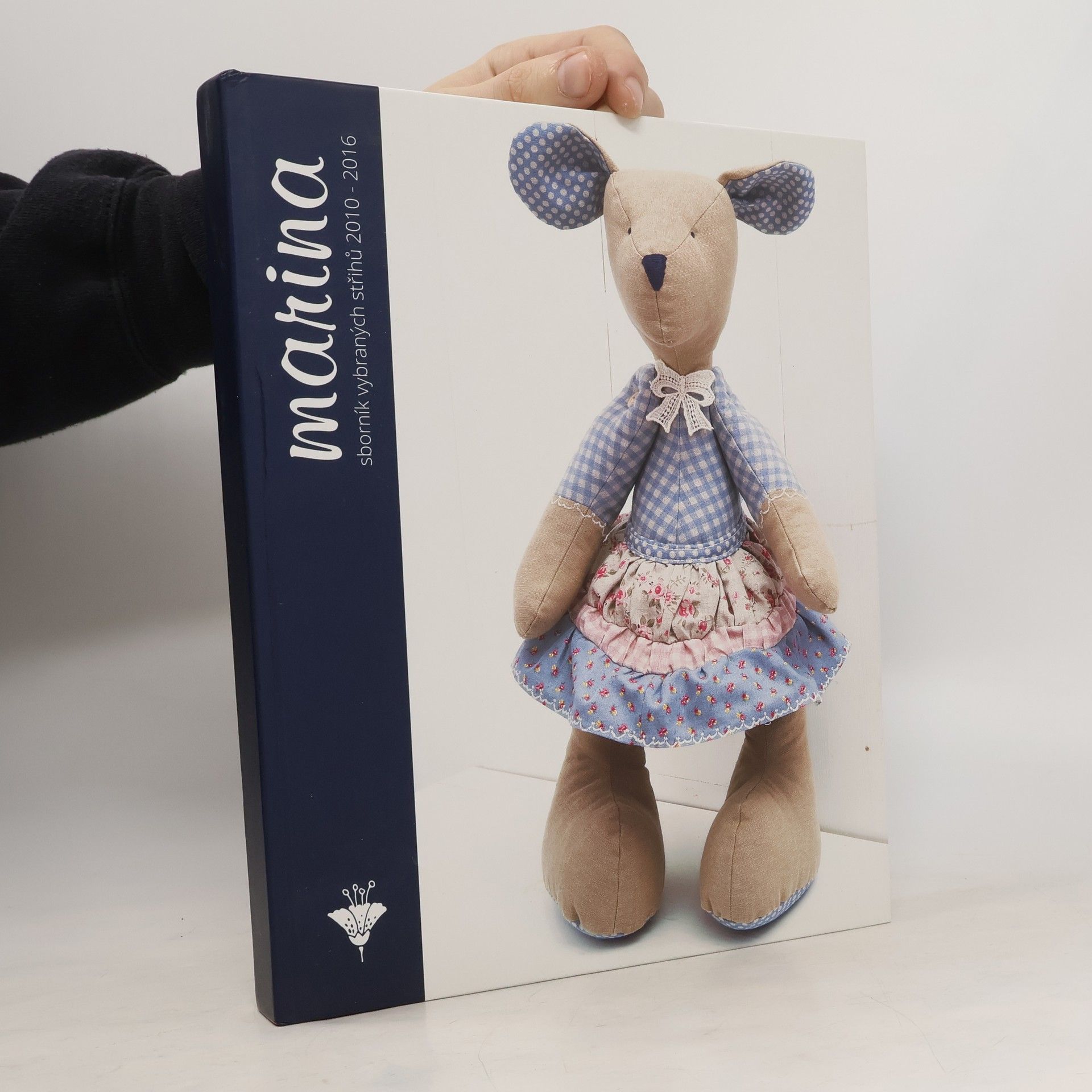 Collectif d'auteurs Marina. Sborník vybraných střihů 2010-2016