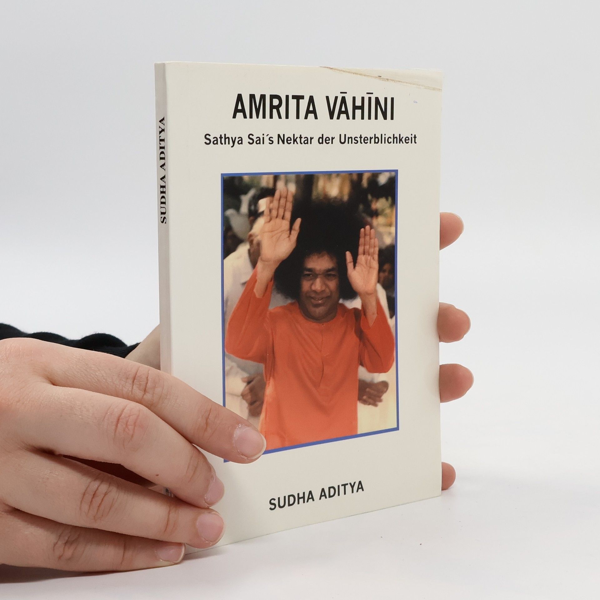 Sudha Aditya Sathya Sai's Amrita Varshini