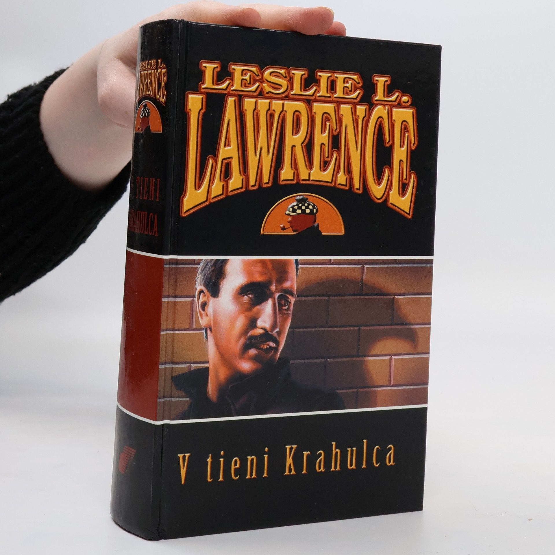 Leslie L. Lawrence V tieni Krahulca