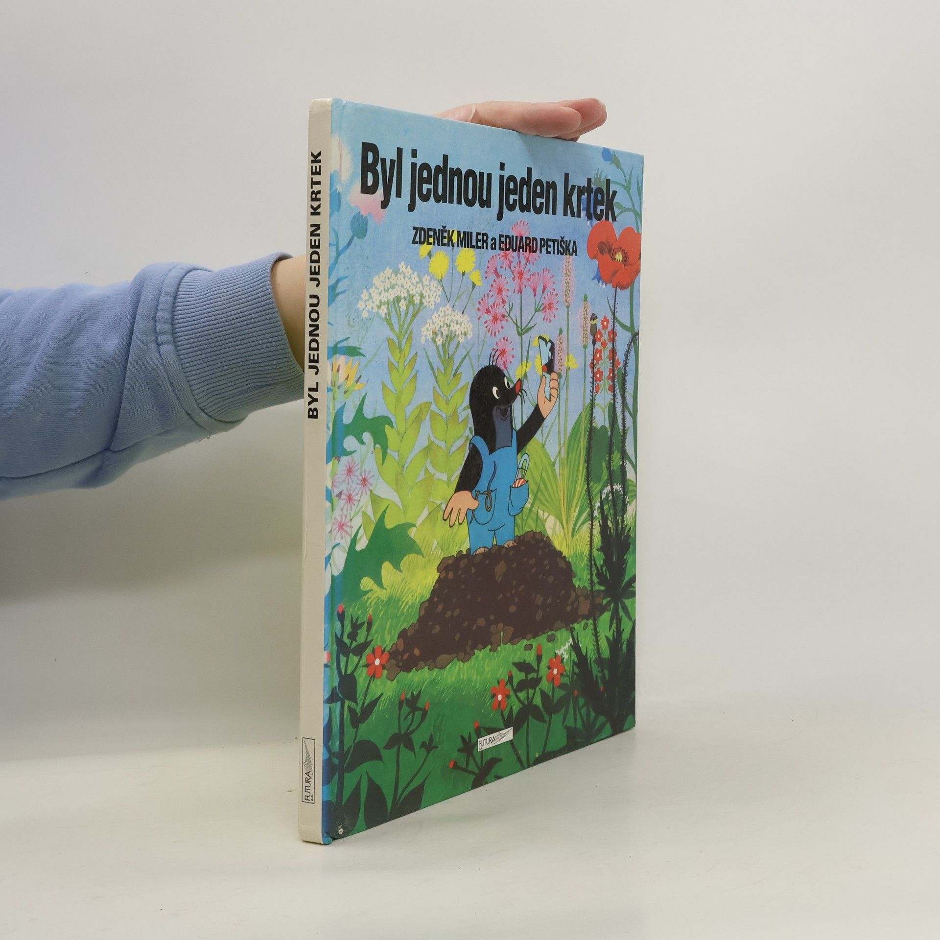 Eduard Petiška Byl jednou jeden krtek