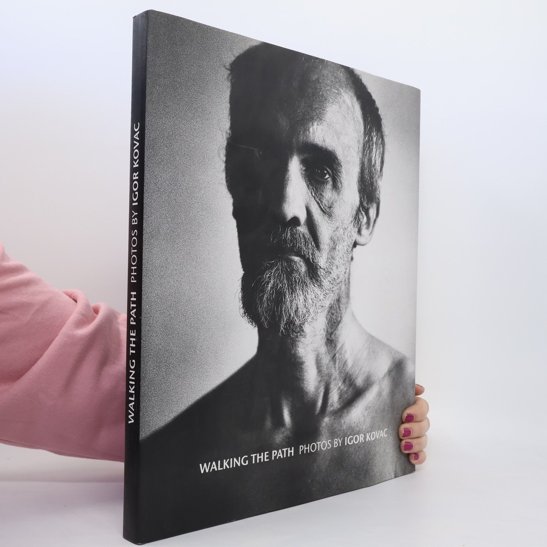 Igor Kováč Walking the path : photos by Igor Kovac