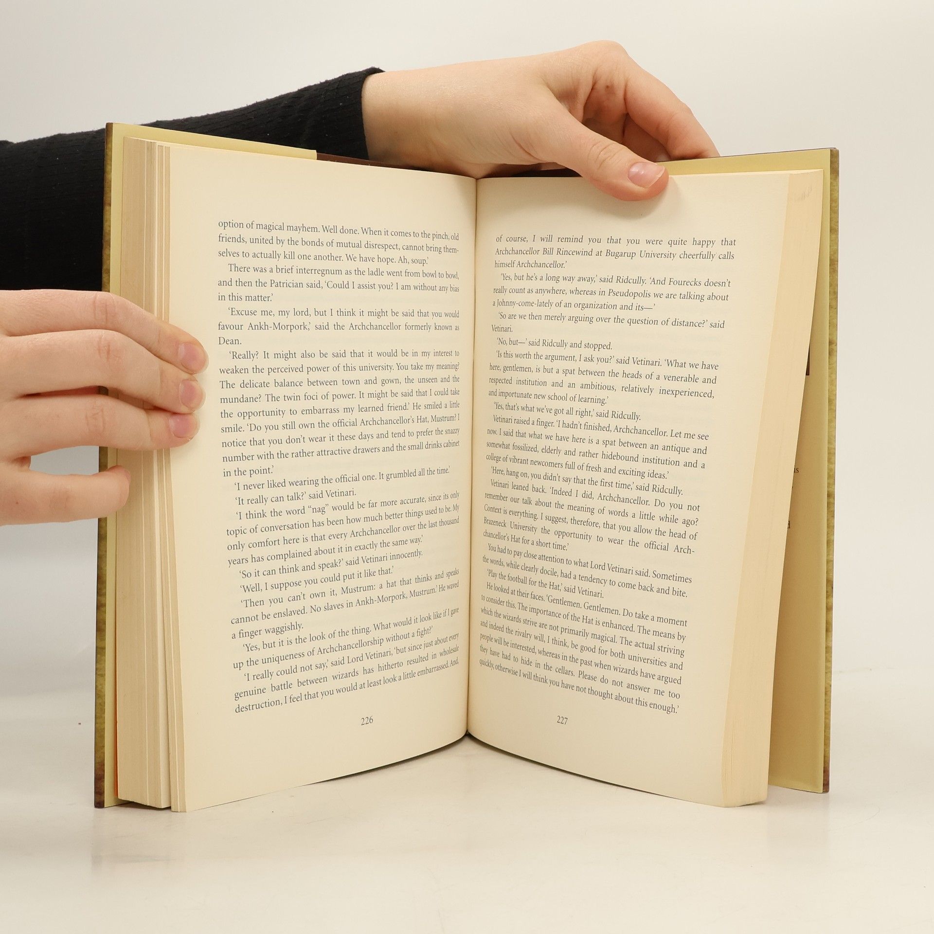 Terry Pratchett Unseen Academicals