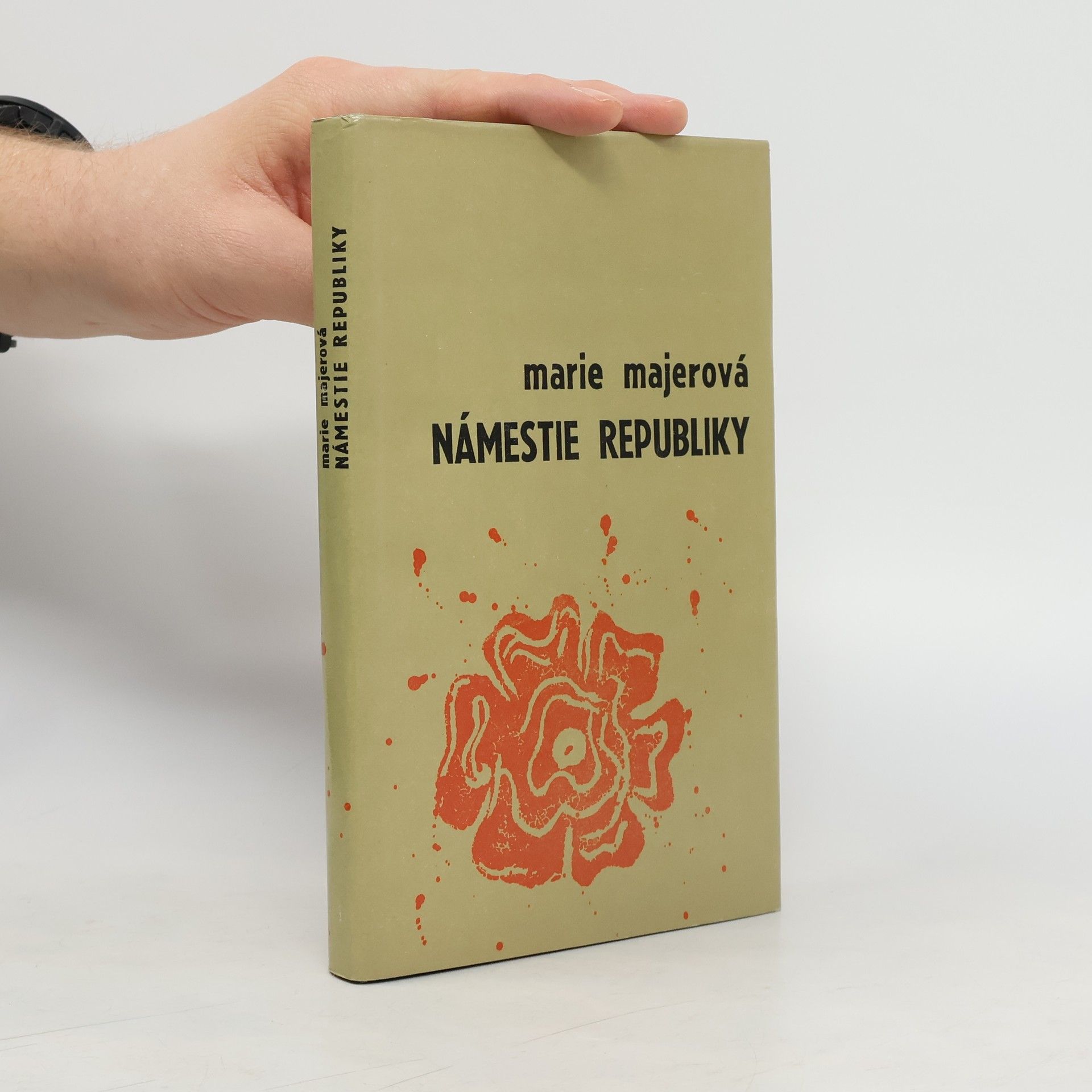 Marie Majerová Námestie republiky