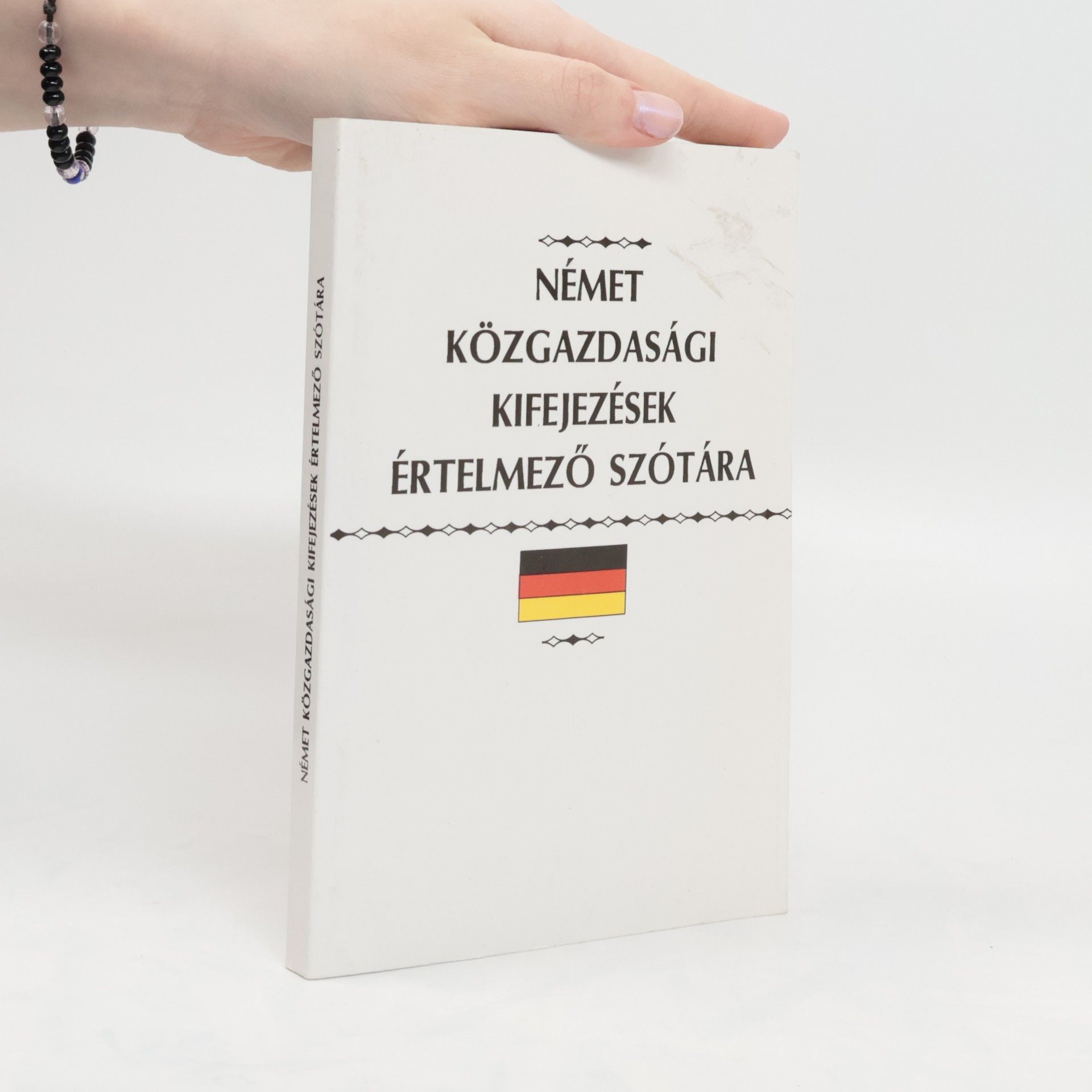 János Kovács Német közgazdasági kifejezések értelmező szótára