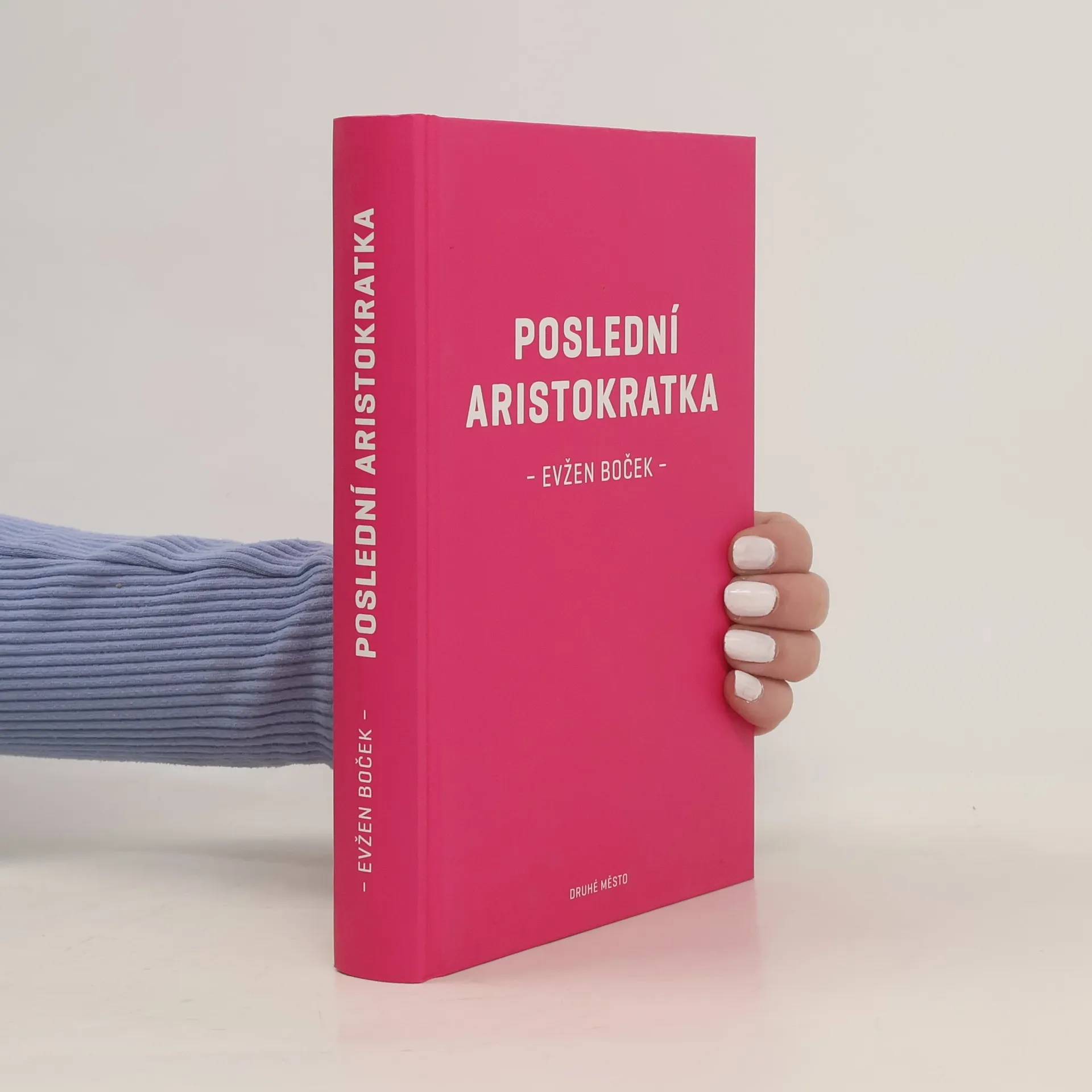 Poslední aristokratka | Kniha | pevná | Evžen Boček | CS