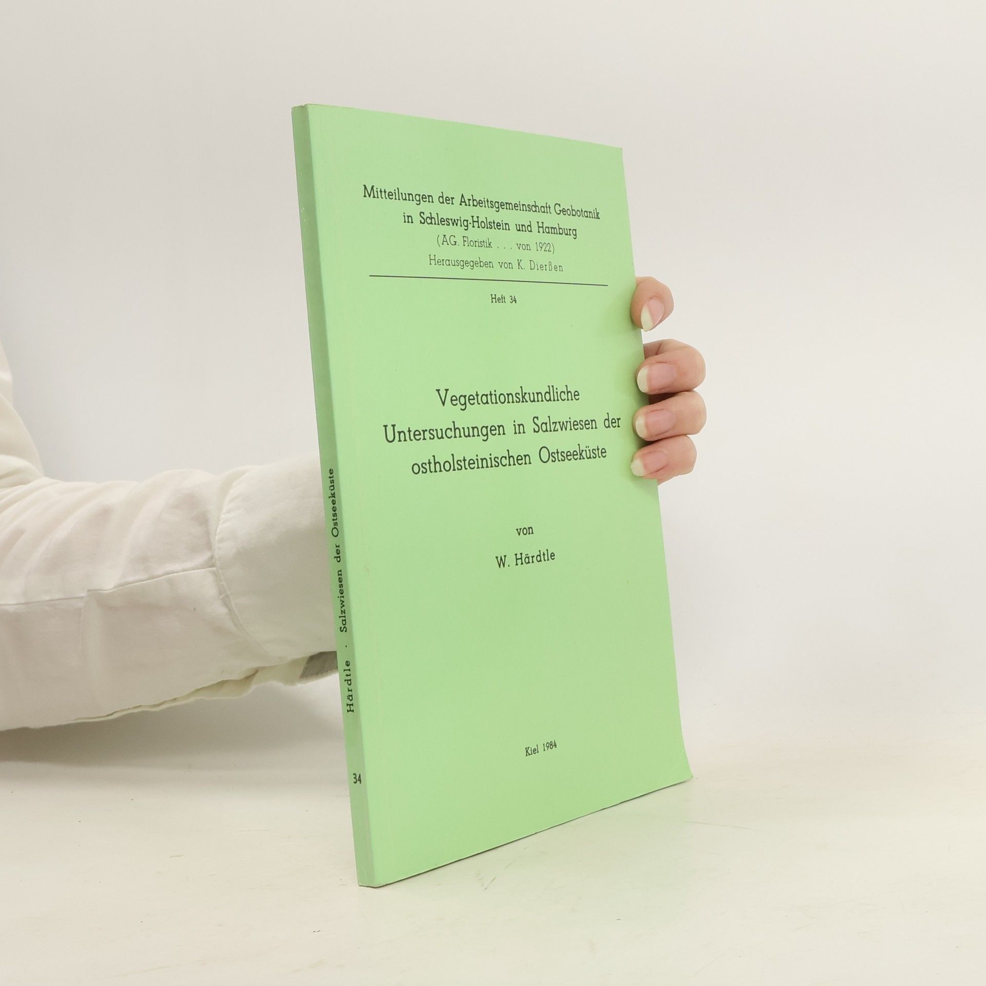 Werner Härdtle Vegetationskundliche Untersuchungen in Salzwiesen der ostholsteinischen Ostseeküste