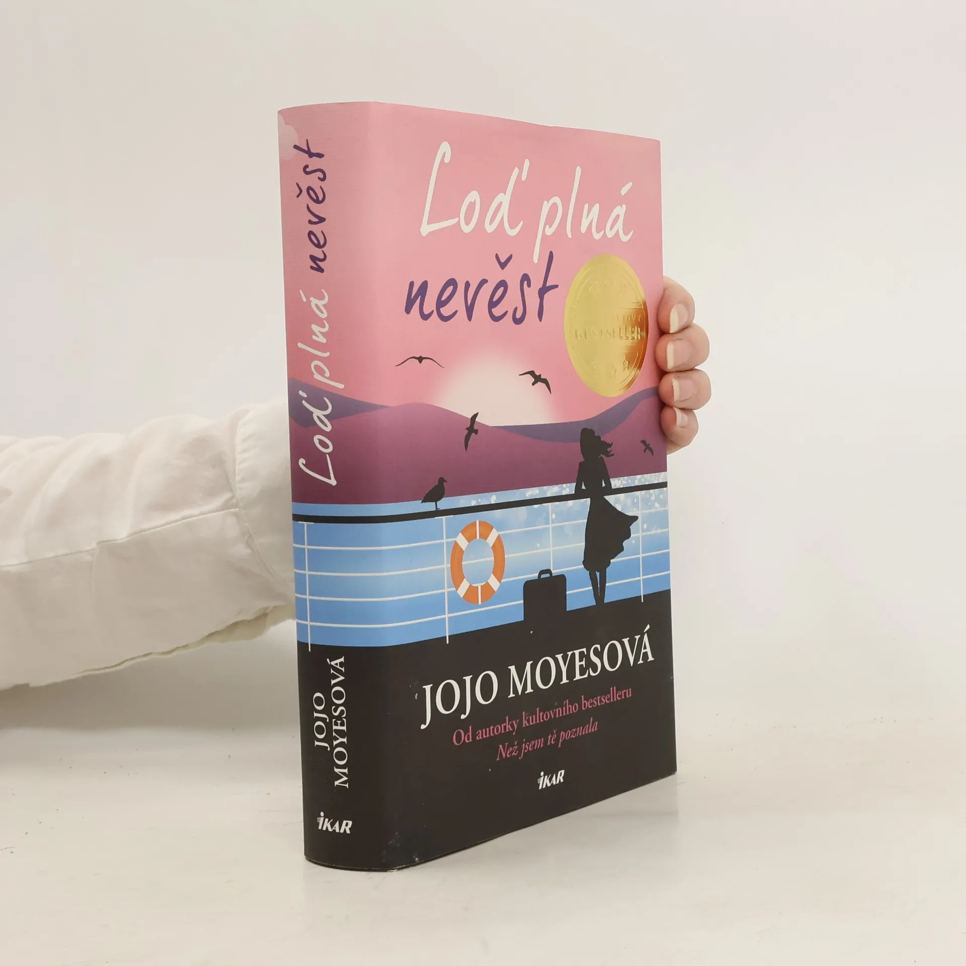 Loď plná nevěst | Book | Hardcover | Jojo Moyes | CS