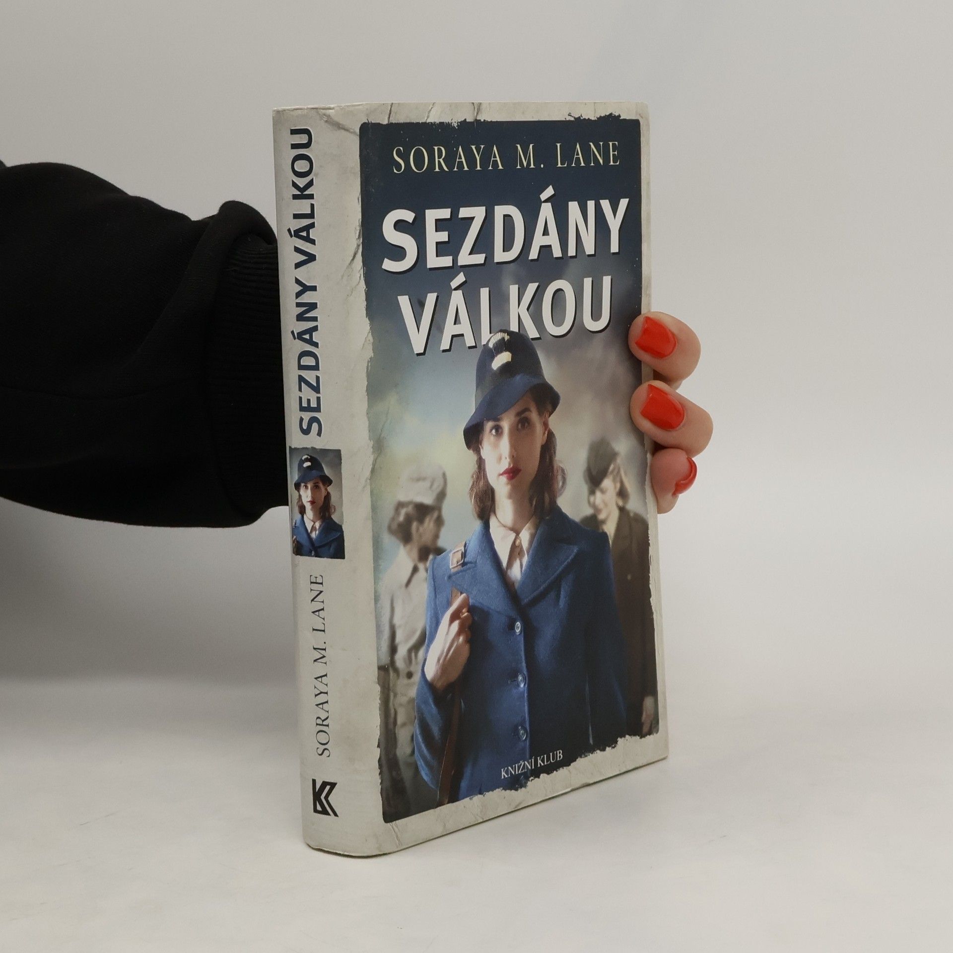 Soraya M. Lane Sezdány válkou