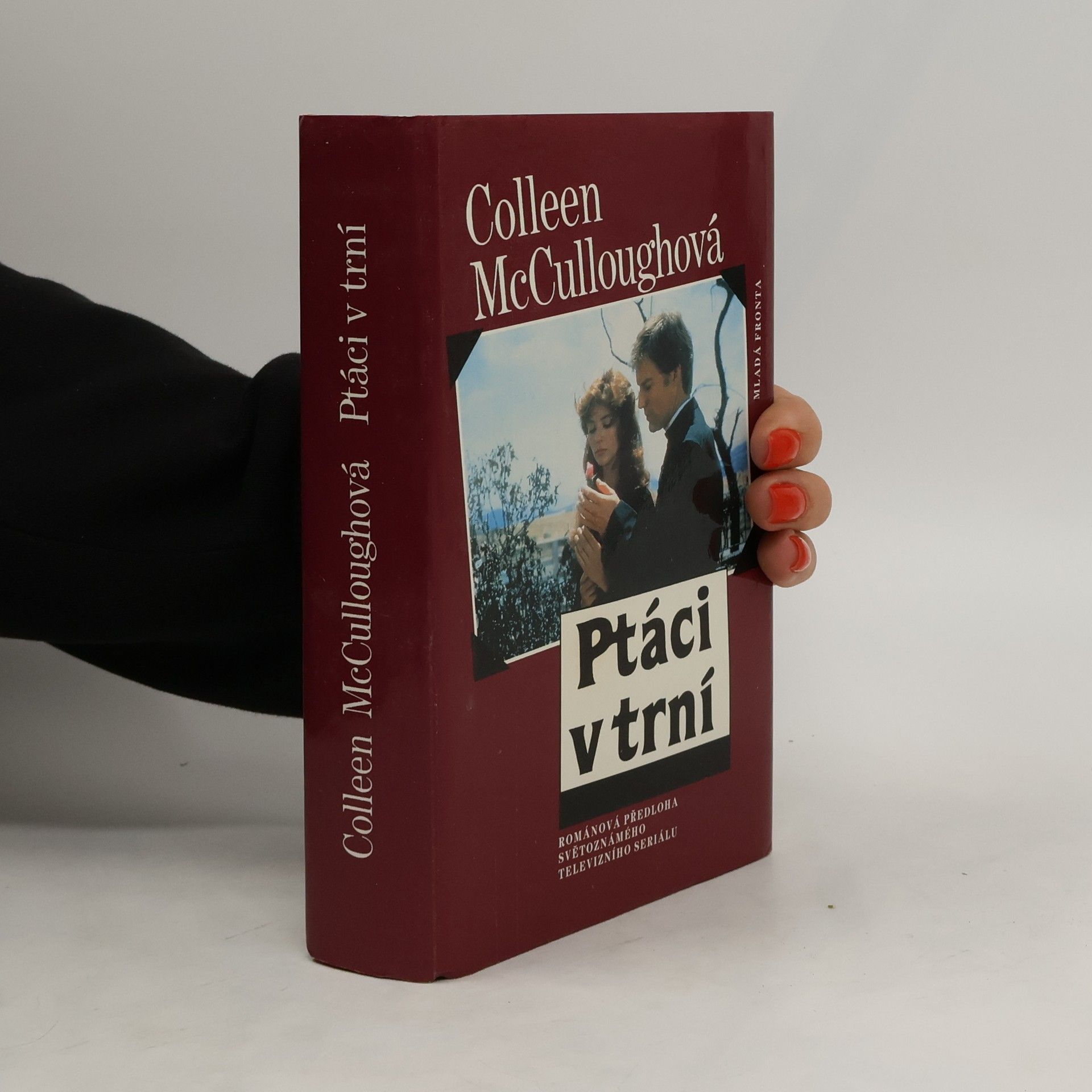 Colleen McCulloughová Ptáci v trní
