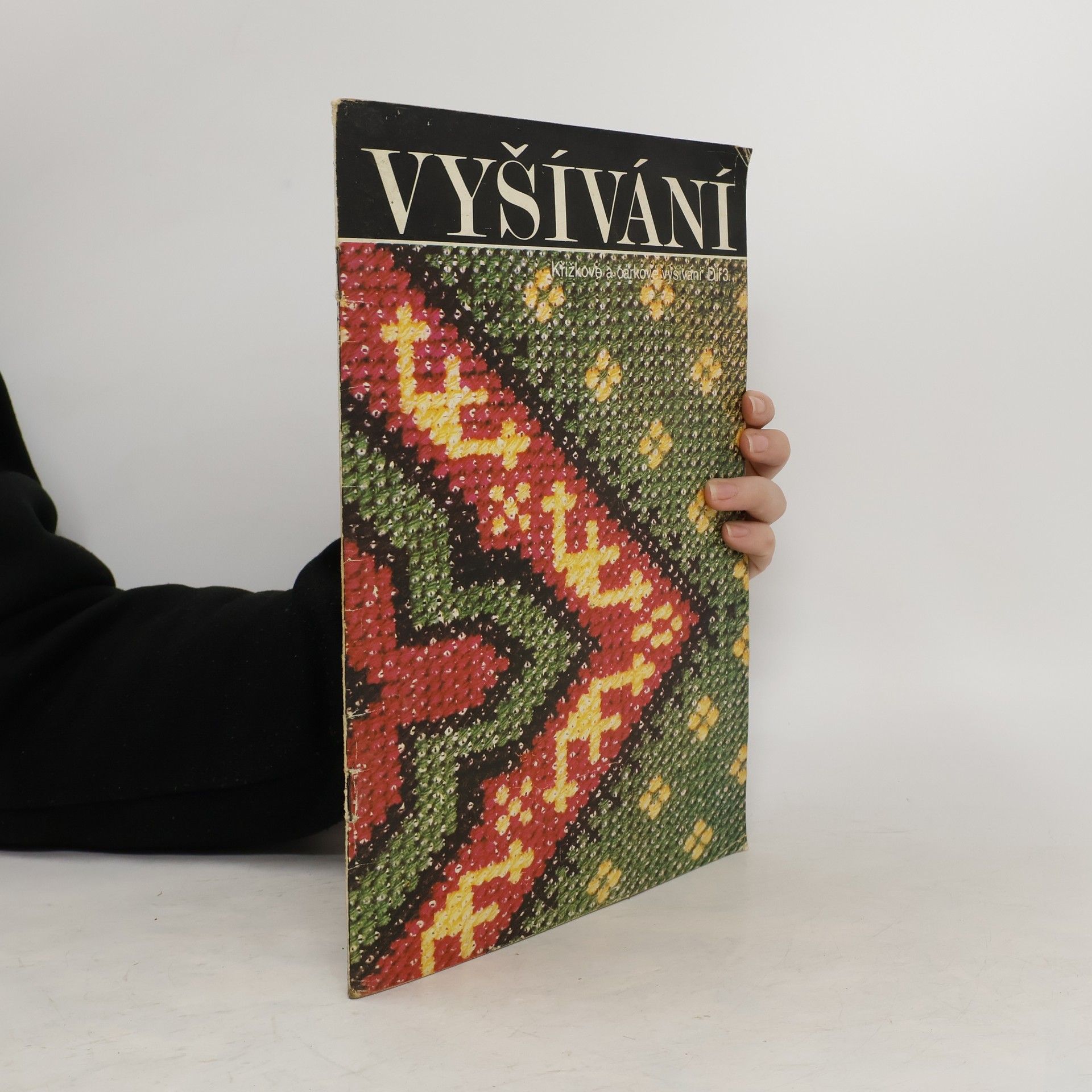 Marie Benešová Vyšívání Díl 3.: Křížkové a čárkové vyšívání