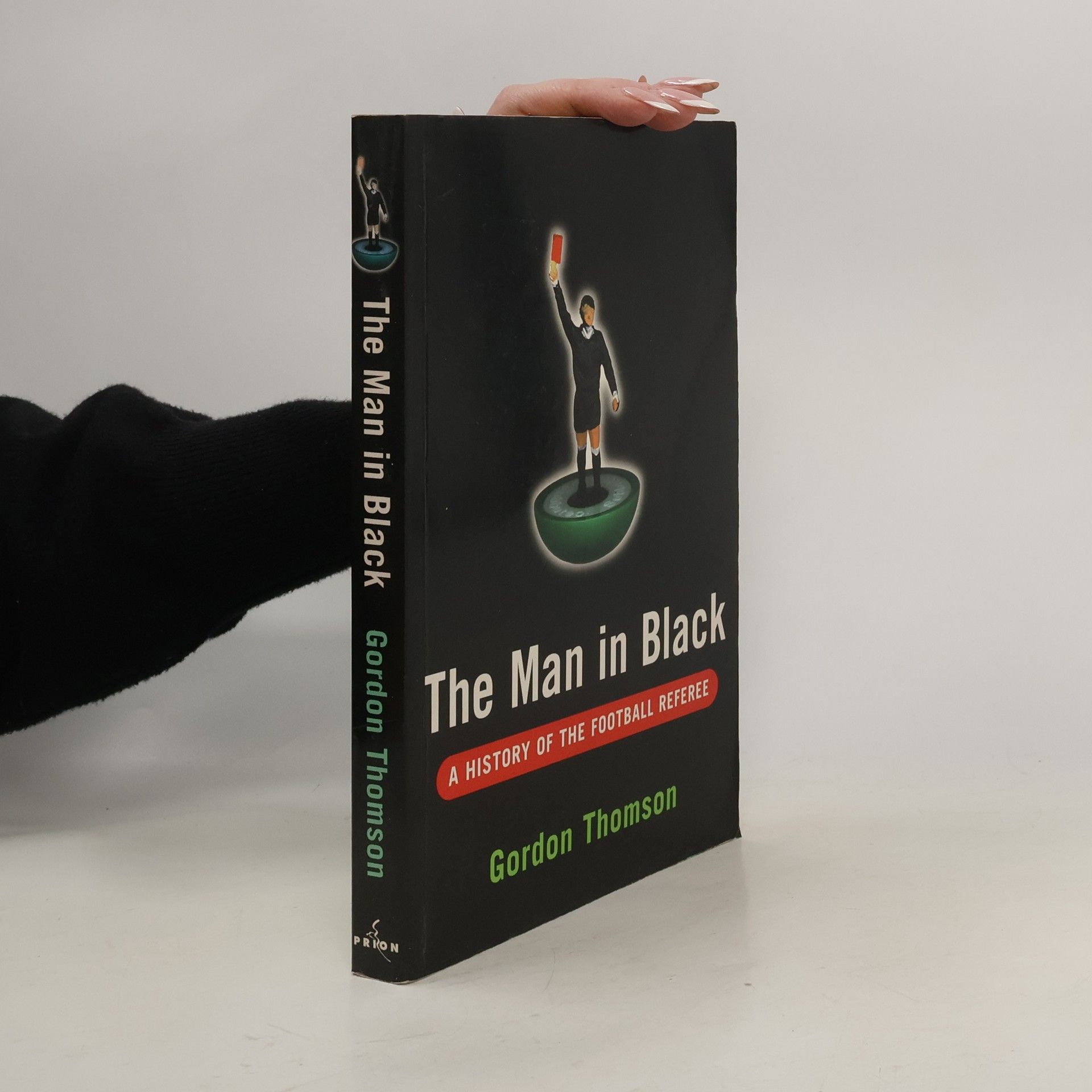 Gordon Thomson The Man in Black