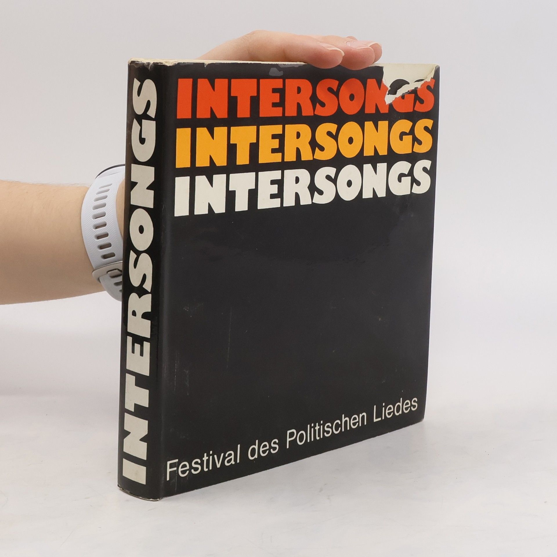 kolektiv Intersongs. Festival des Politischen Liedes