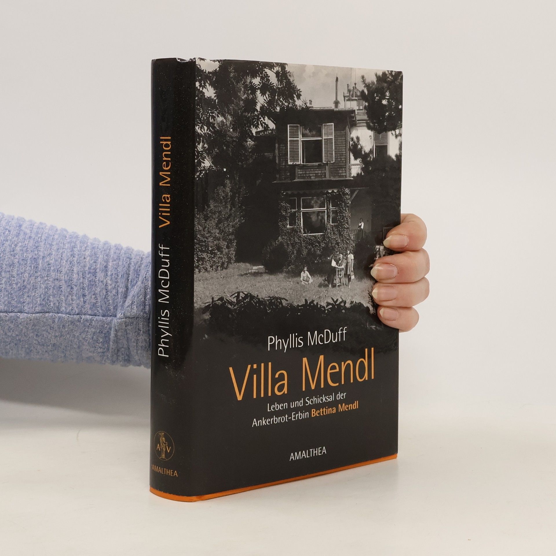 Phyllis McDuff Villa Mendl