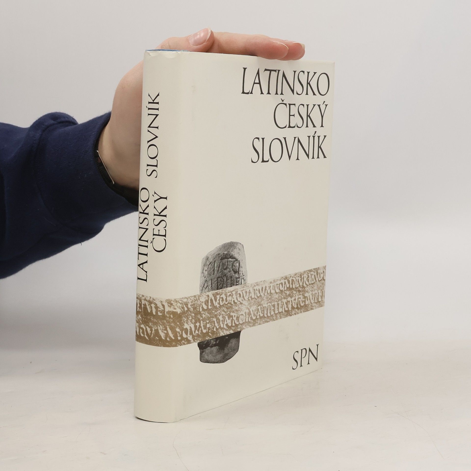 Kolektiv autorů Latinsko-český slovník