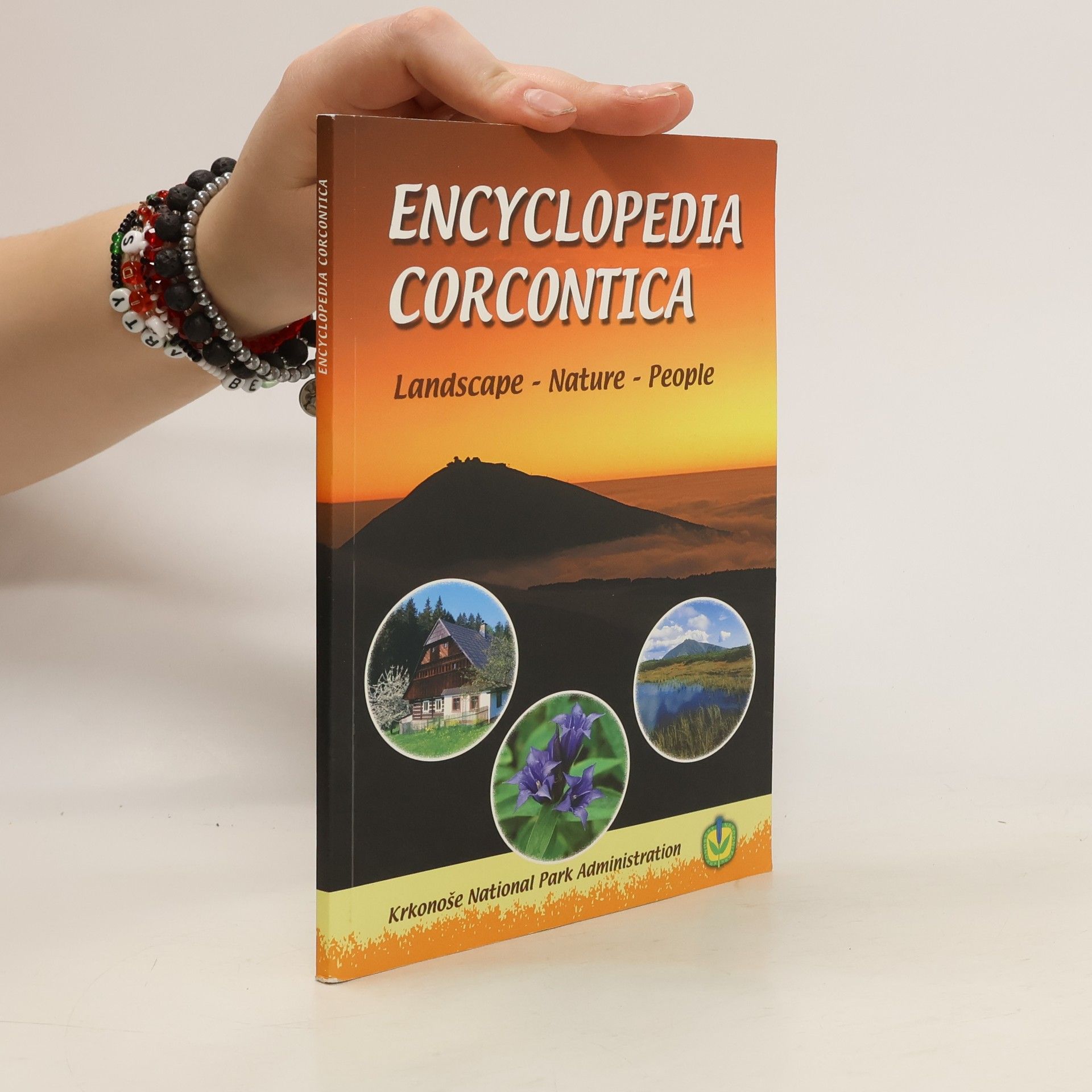 kolektiv Encyclopedia Corcontica