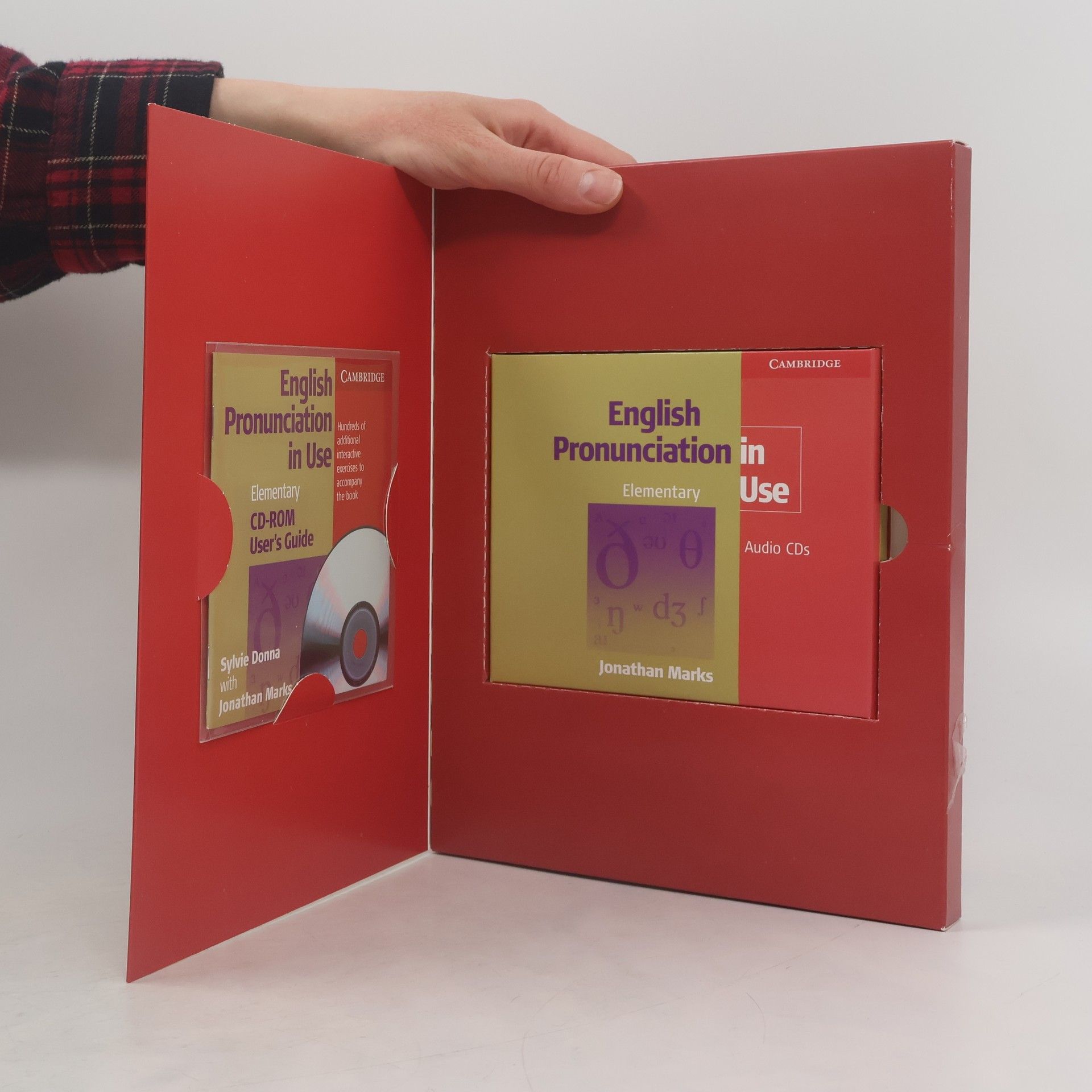Jonathan Marks English pronunciation in use: self-study and classroom use. Elementary. CD-ROM and Audio CDs
