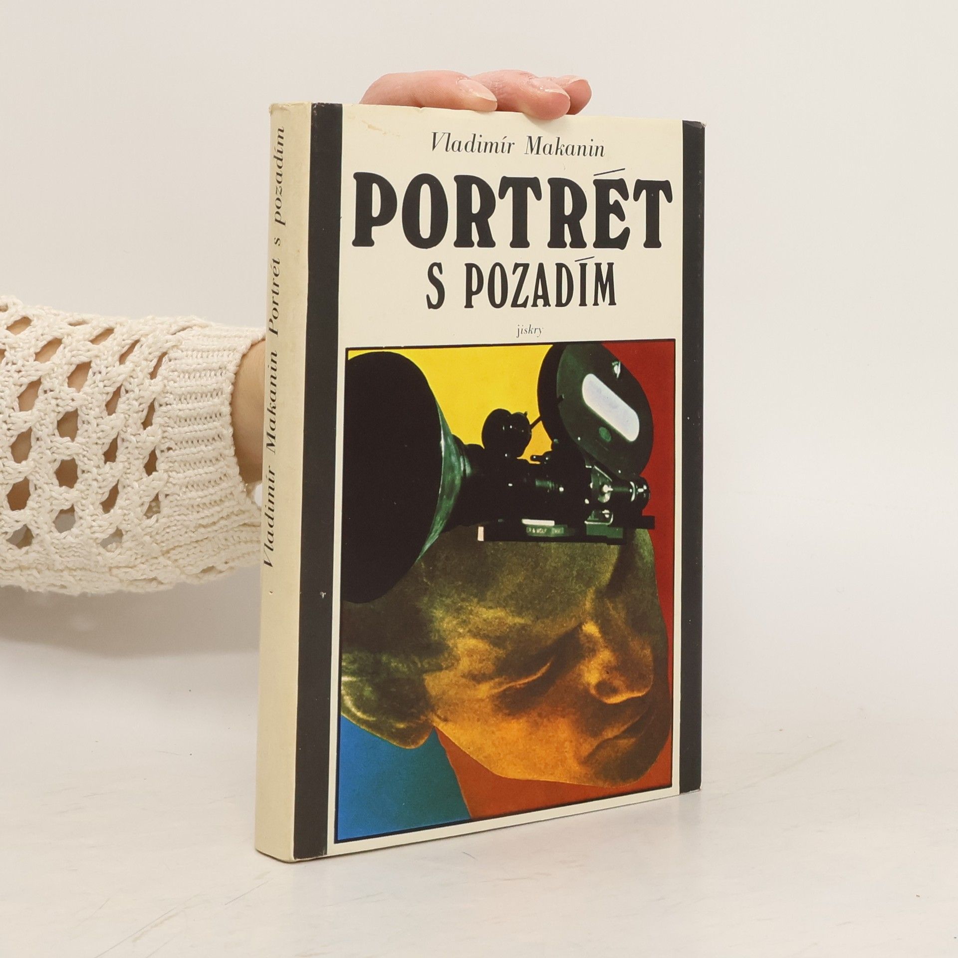 Vladimir Semjonovič Makanin Portrét s pozadím