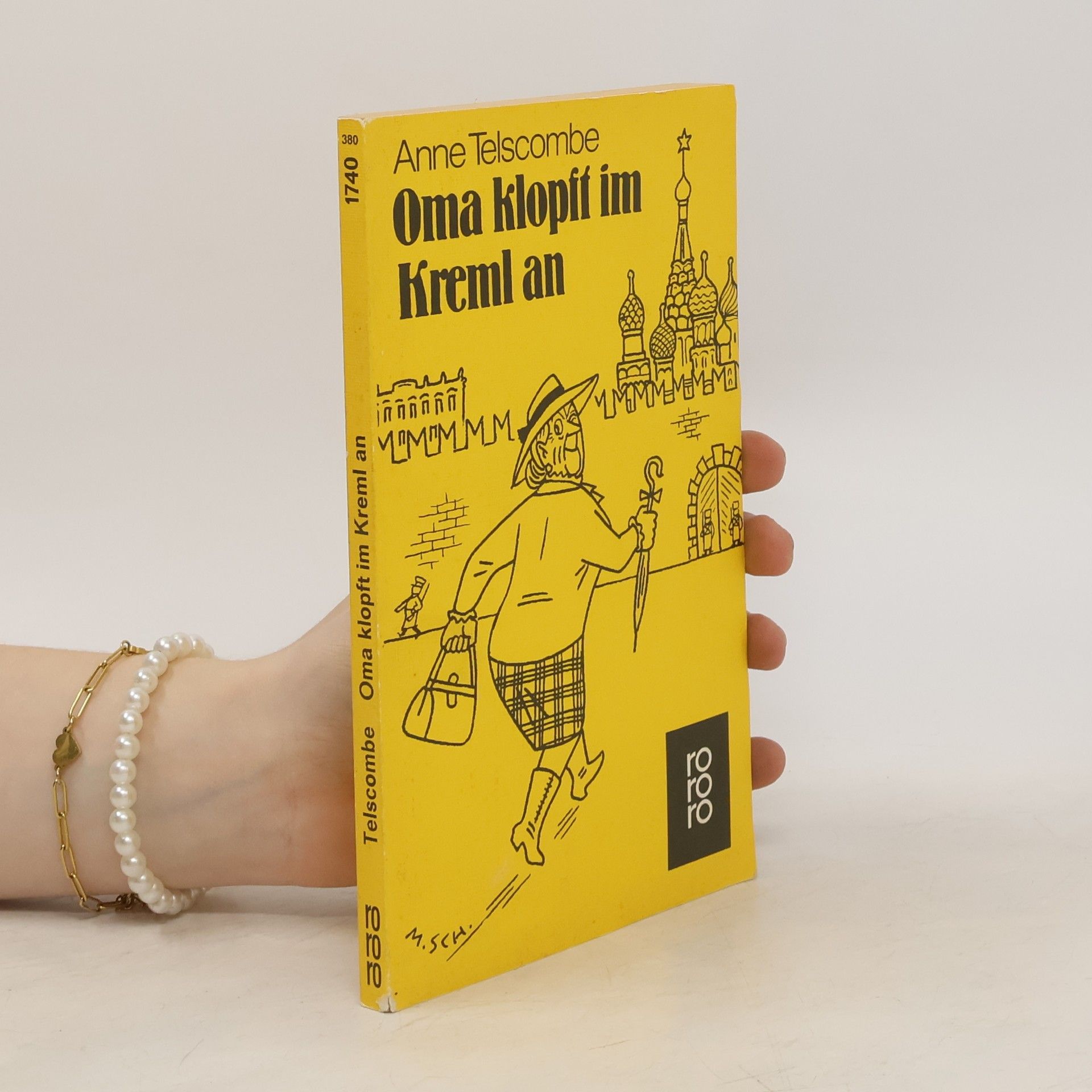 Anne Telscombe Oma klopft im Kreml an