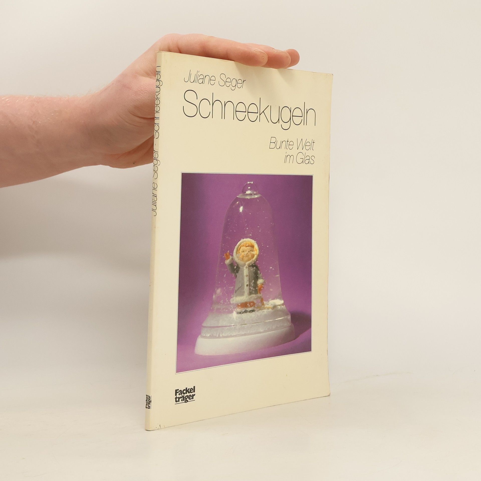 Juliane Seger Schneekugeln