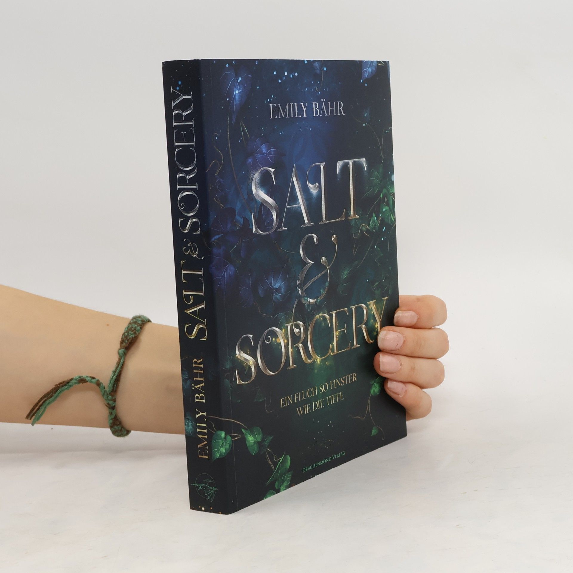 Emily Bähr Salt & Sorcery