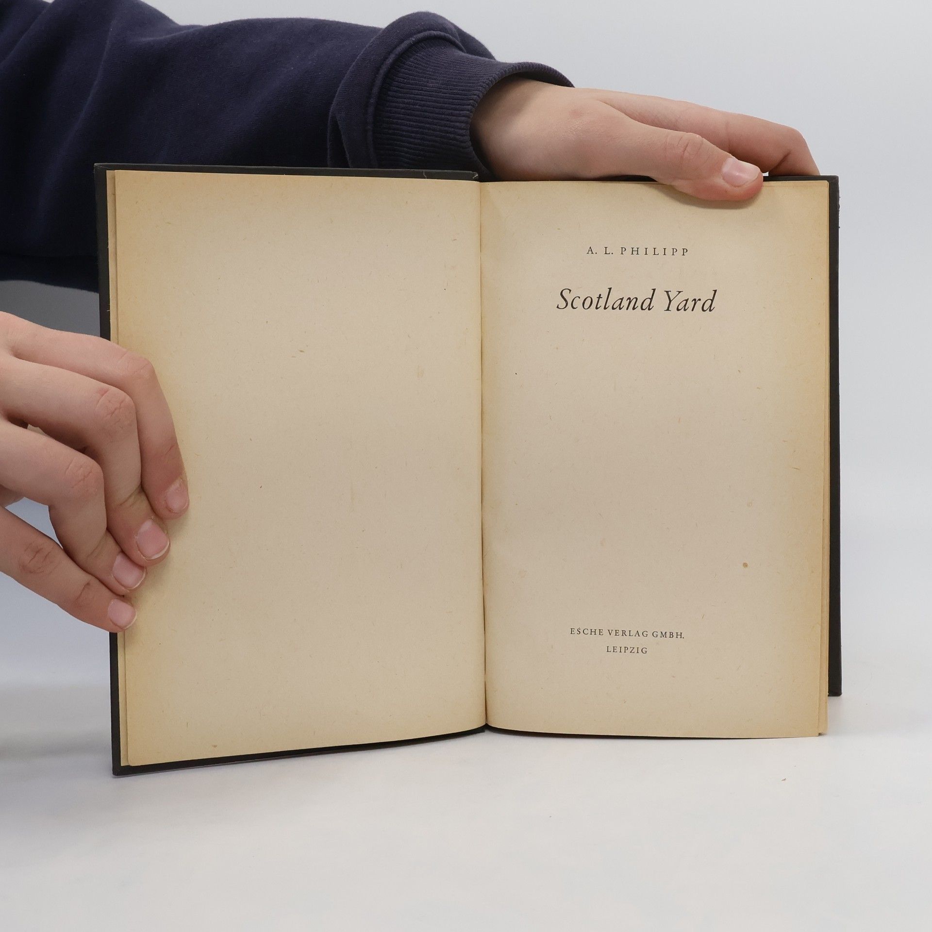 A. Lothar Philipp Scotland Yard
